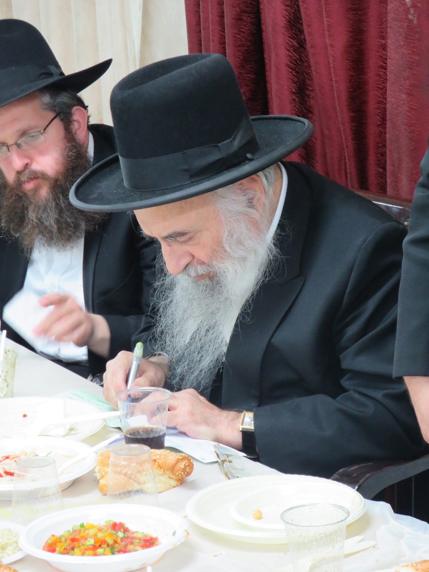 מראות מחייו של הגאון רבי אליהו ציון סופר זצוק"ל 