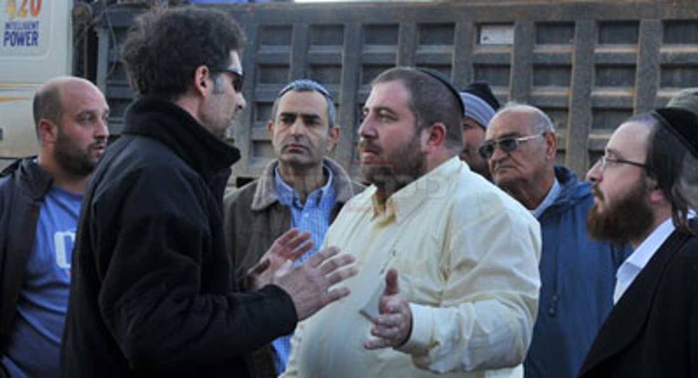צפו בתיעוד: הקפאת הבניה בביתר הביאה לעימות אלים