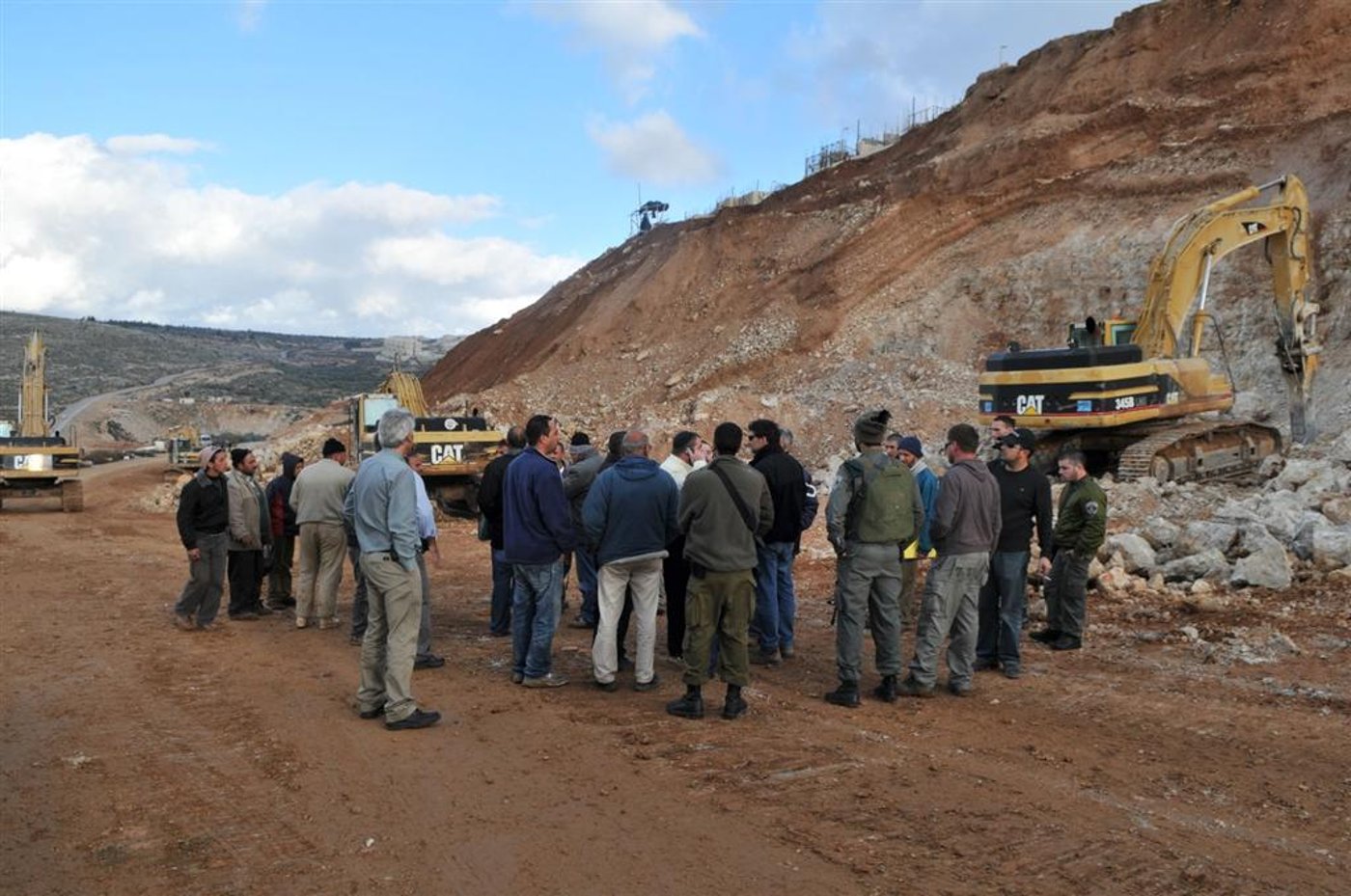 צפו בתיעוד: הקפאת הבניה בביתר הביאה לעימות אלים