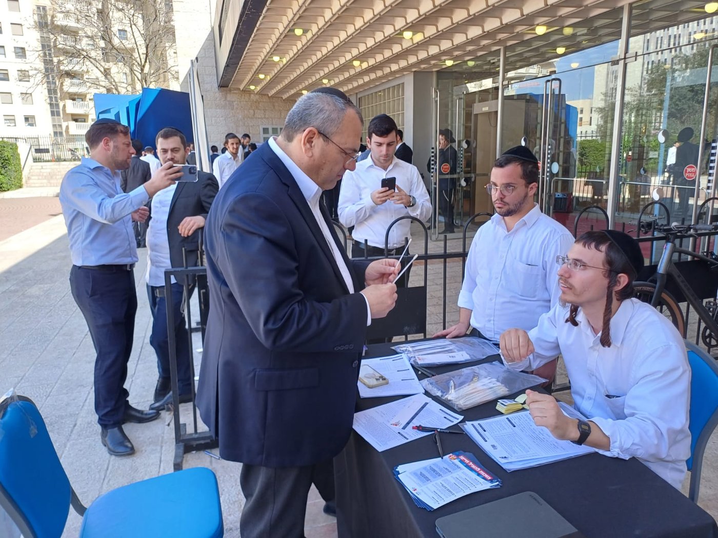 זופניק בכיכר • כל התמונות, הנייעס והחשיפות של השבוע