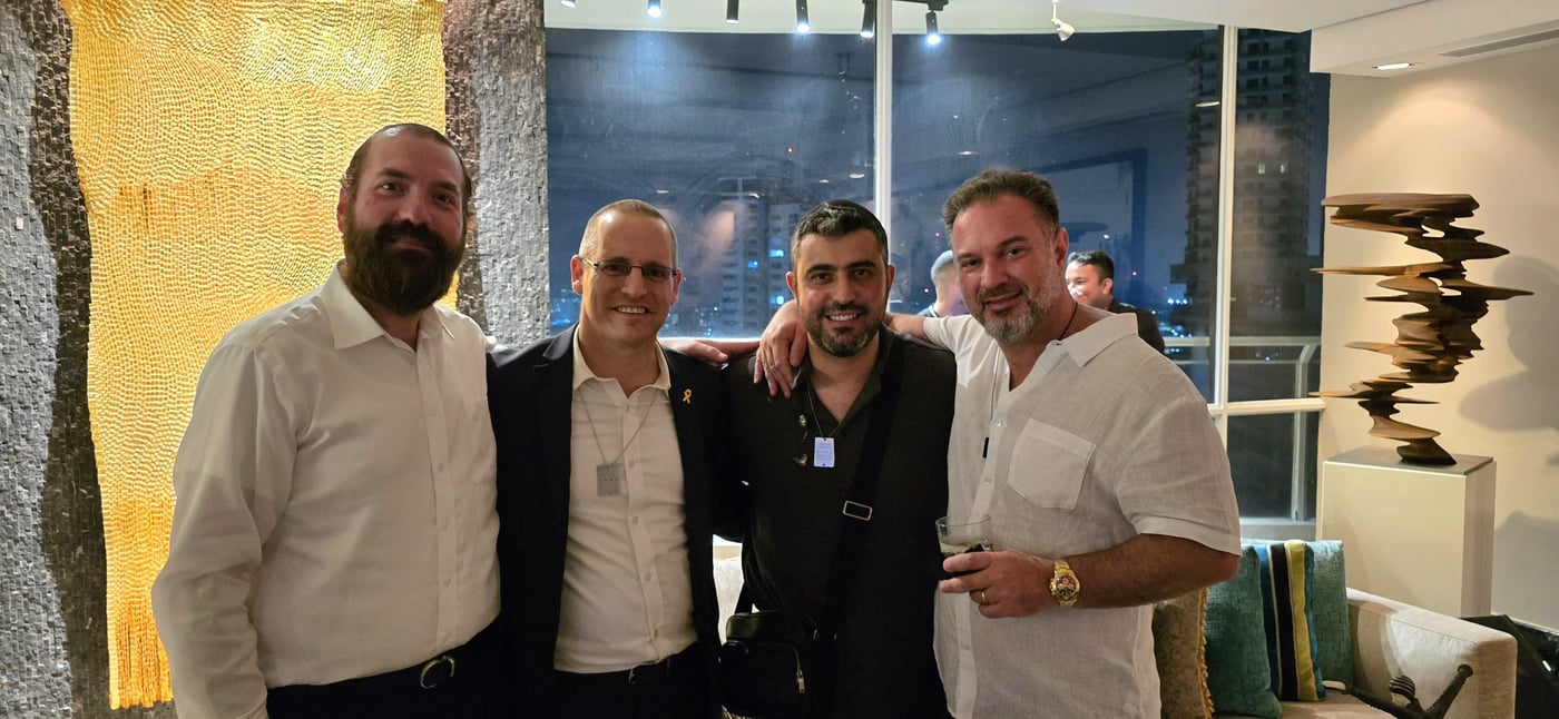 זופניק בכיכר • כל התמונות, הנייעס והחשיפות של השבוע