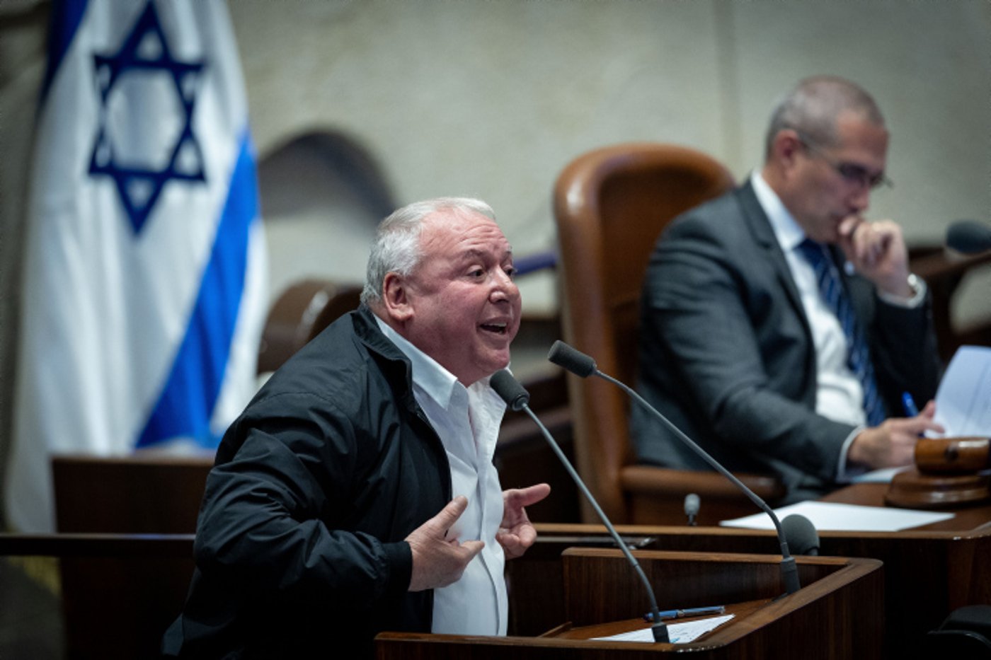 השר אמסלם