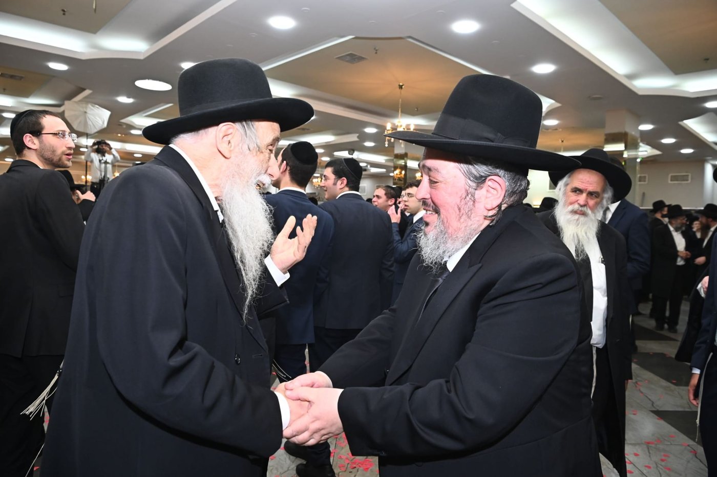 שמחת נשואי בת הגר"י קורלנסקי