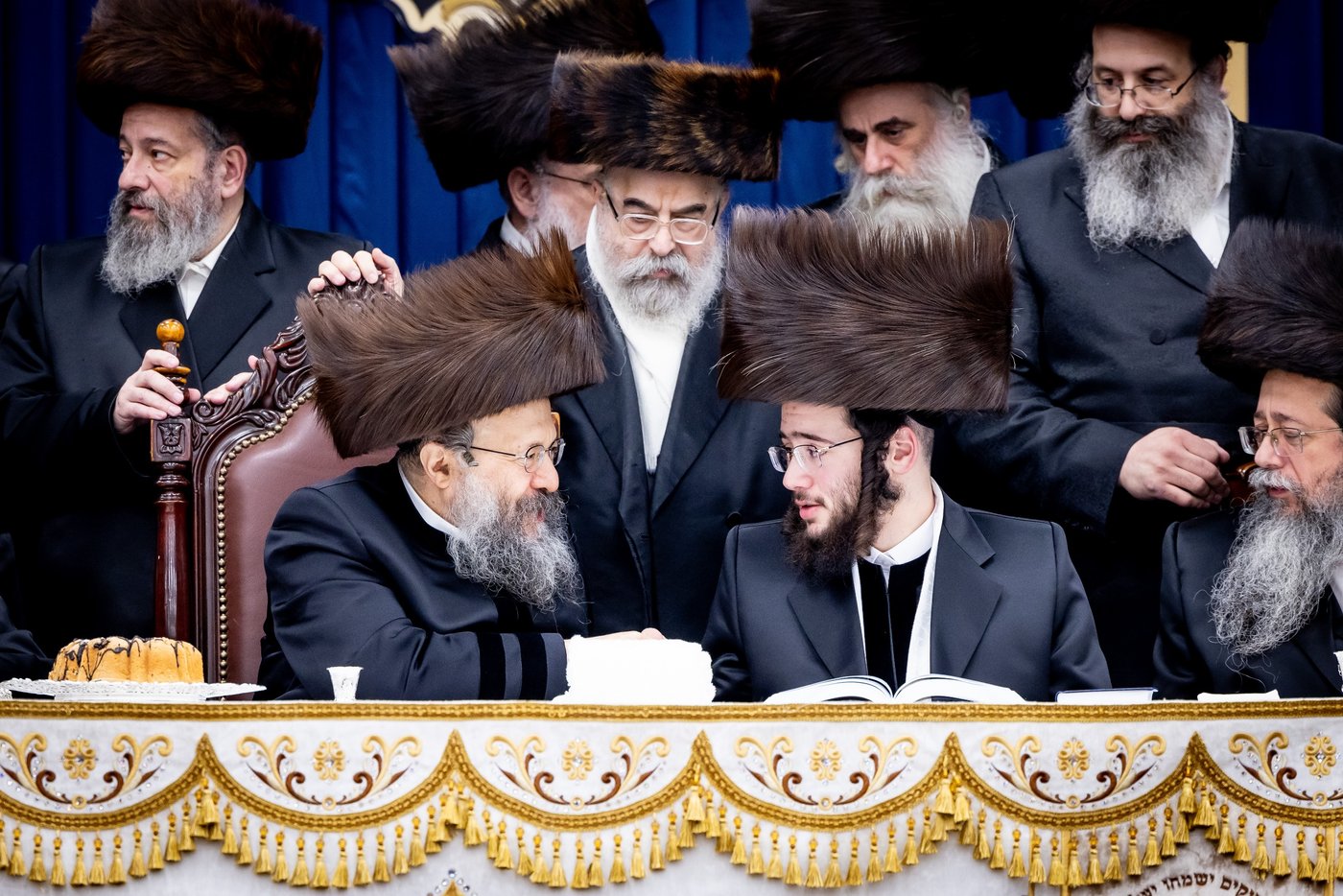 חתונת נכדת האדמו"ר מבאבוב 45: הילדים פיזזו עם הדמיית בית המדרש החדש