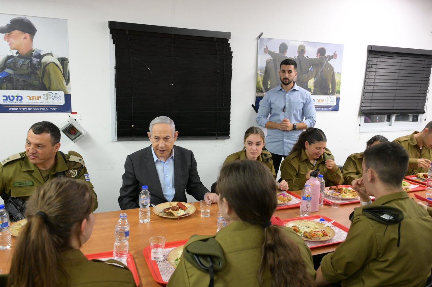 נתניהו בארוחה עם התצפיתניות: "נשלים את החיסול של גדודי החמאס, כולל ברפיח"