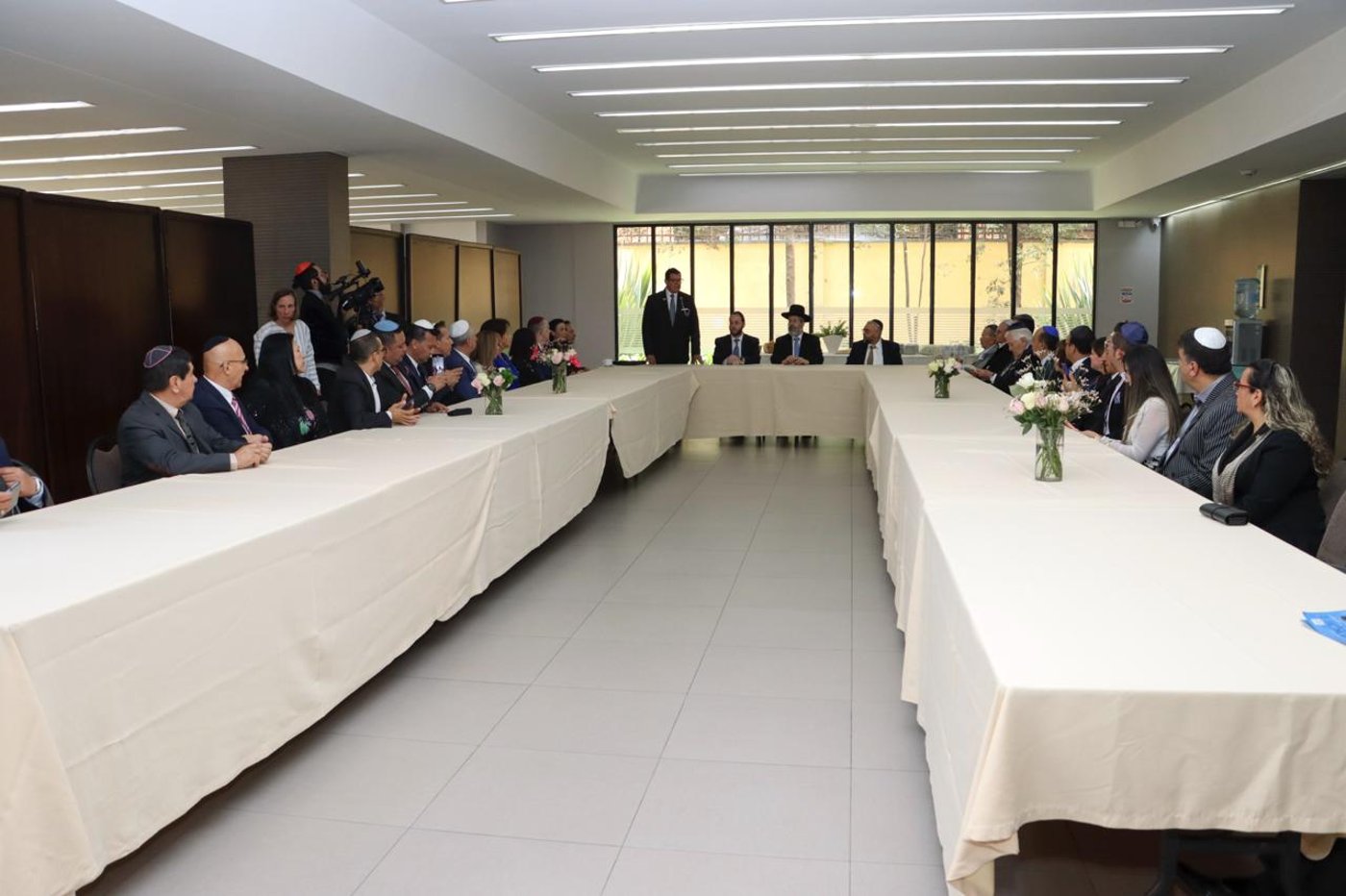 תיעוד ממסע החיזוק של הרב הראשי לישראל, הגאון רבי דוד לאו | גלריה 