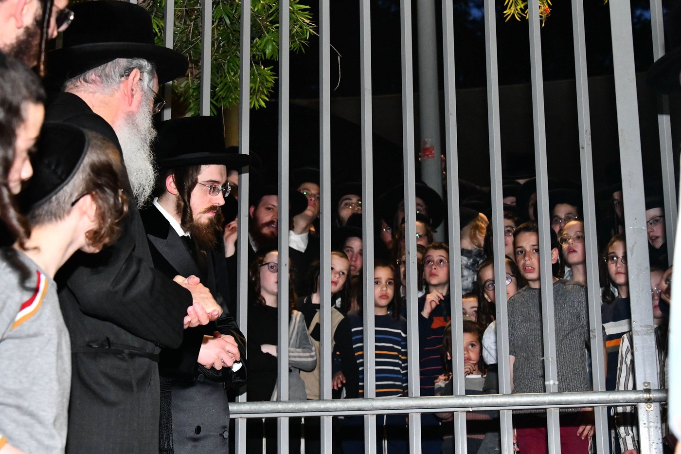 האדמו"ר מסאדיגורה בשאיבת מים שלנו 