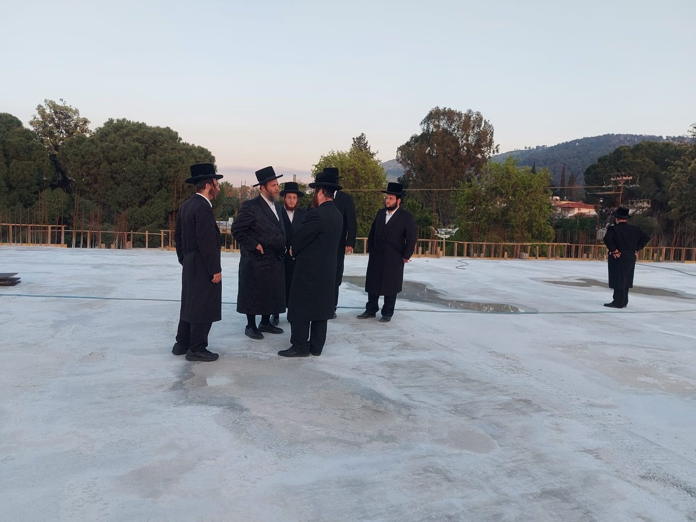 הגה"צ אב"ד ויזניץ אלעד, בביקור בעפולה