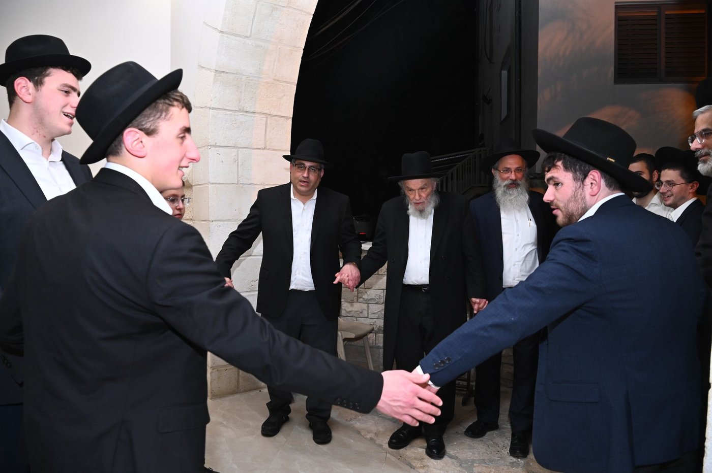 ראשי ישיבת סלבודקה בקידוש לבנה