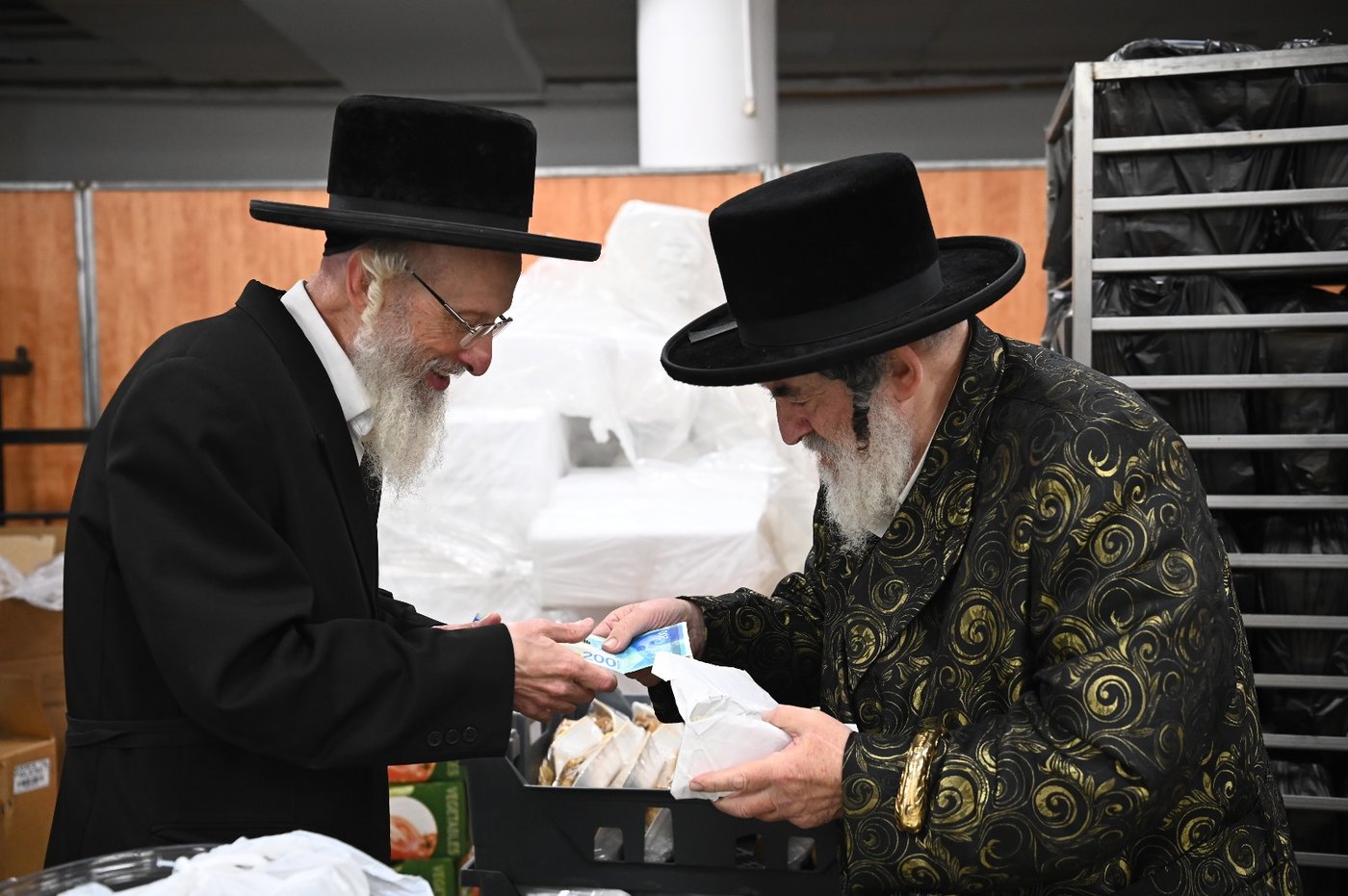גדולי ישראל במטבח 'בית התבשיל' בב"ב