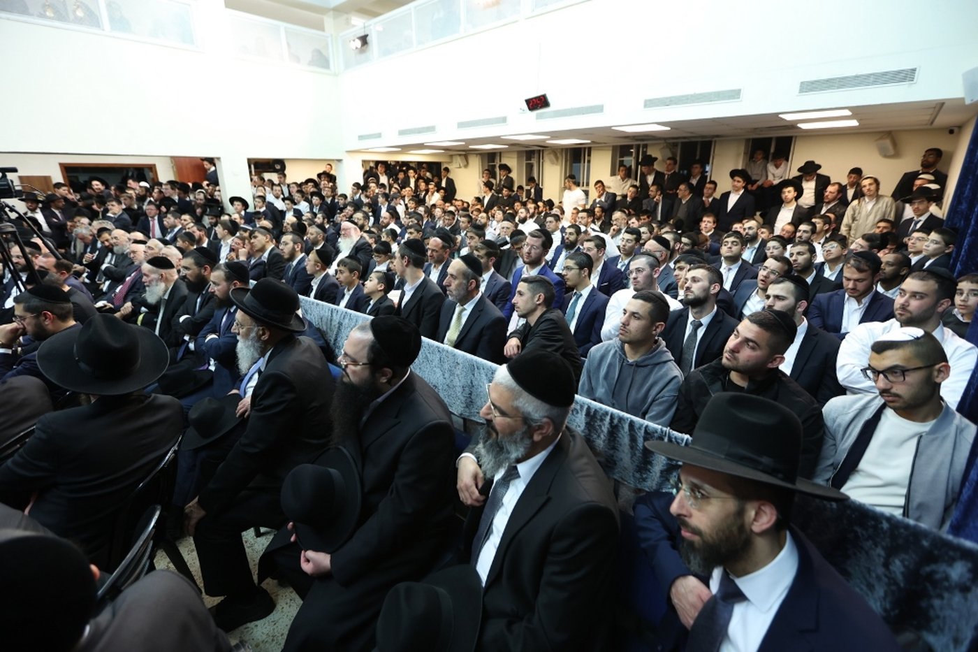 רבנים, אישי ציבור ועמך בית ישראל בהקבלת פני רבו לראש"ל
