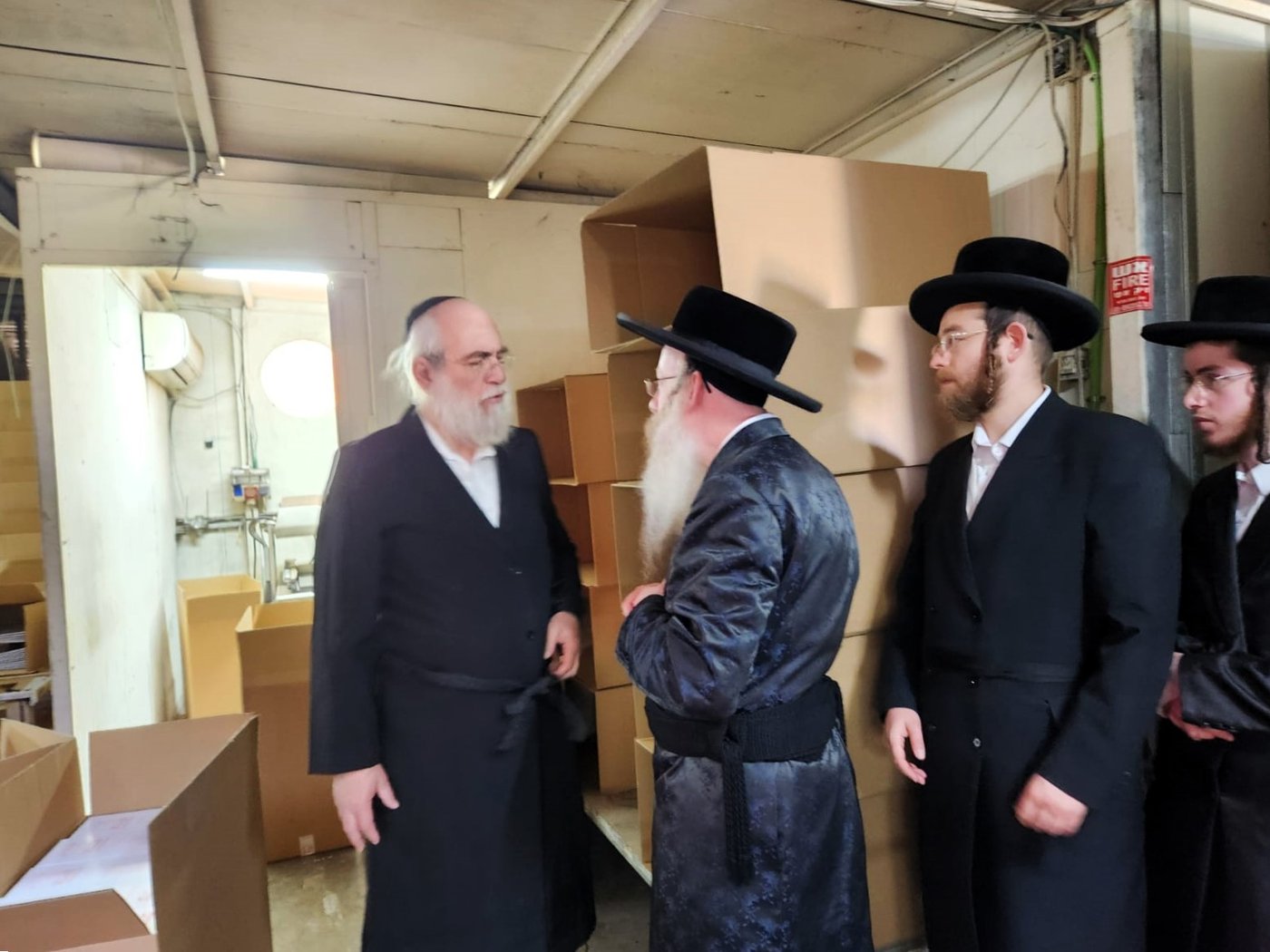 חג הפסח בחצה"ק קרעטשניף ק"ג