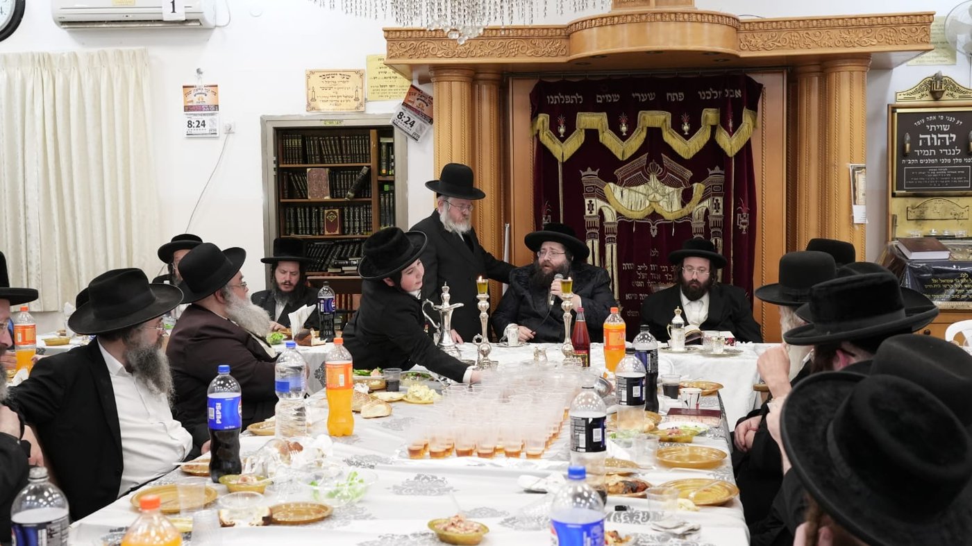 האדמו"ר מזימגראד בטיש הילולא