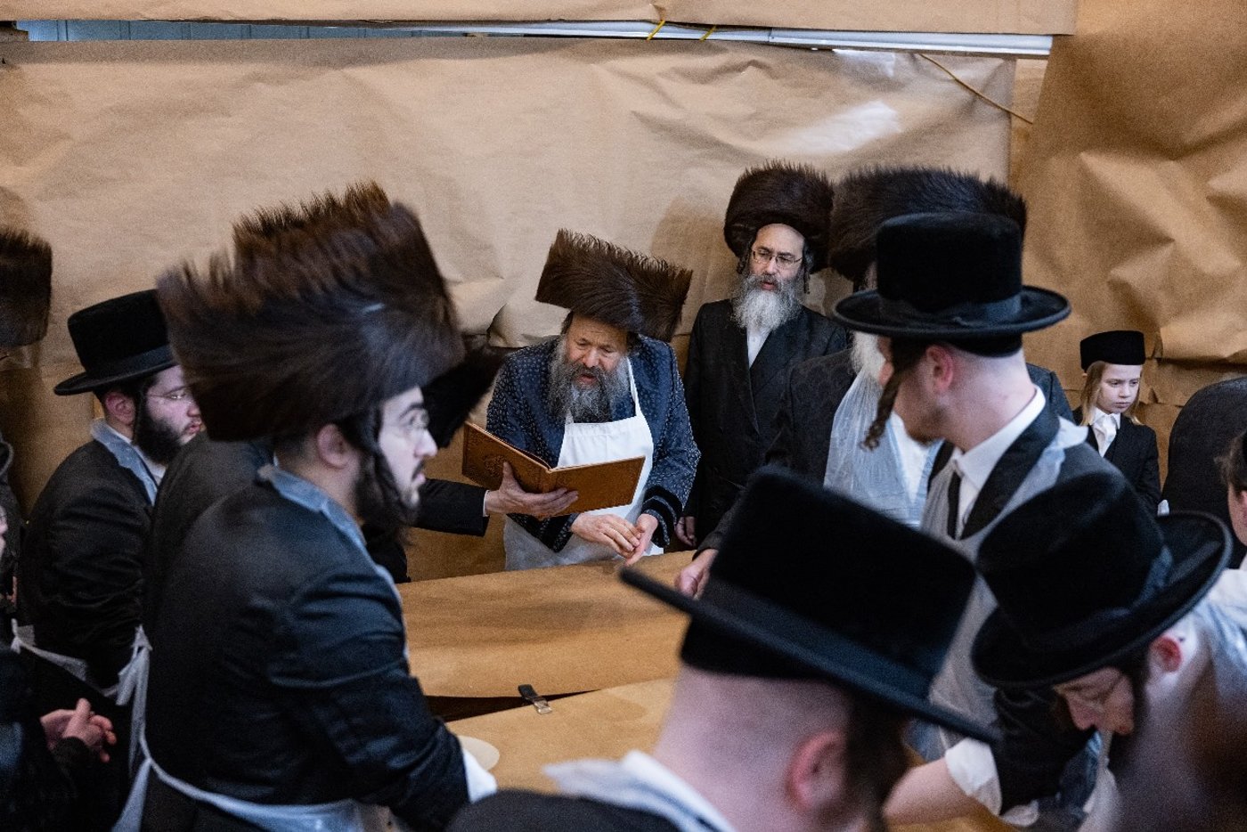 פסח בחצה"ק באבוב 45