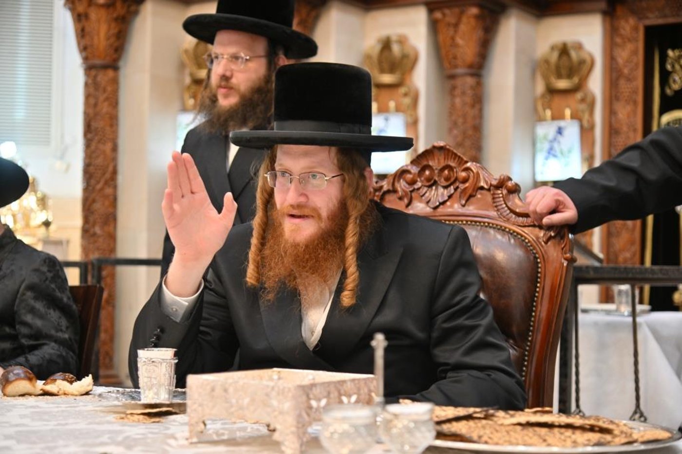טיש הילולא בקאליב