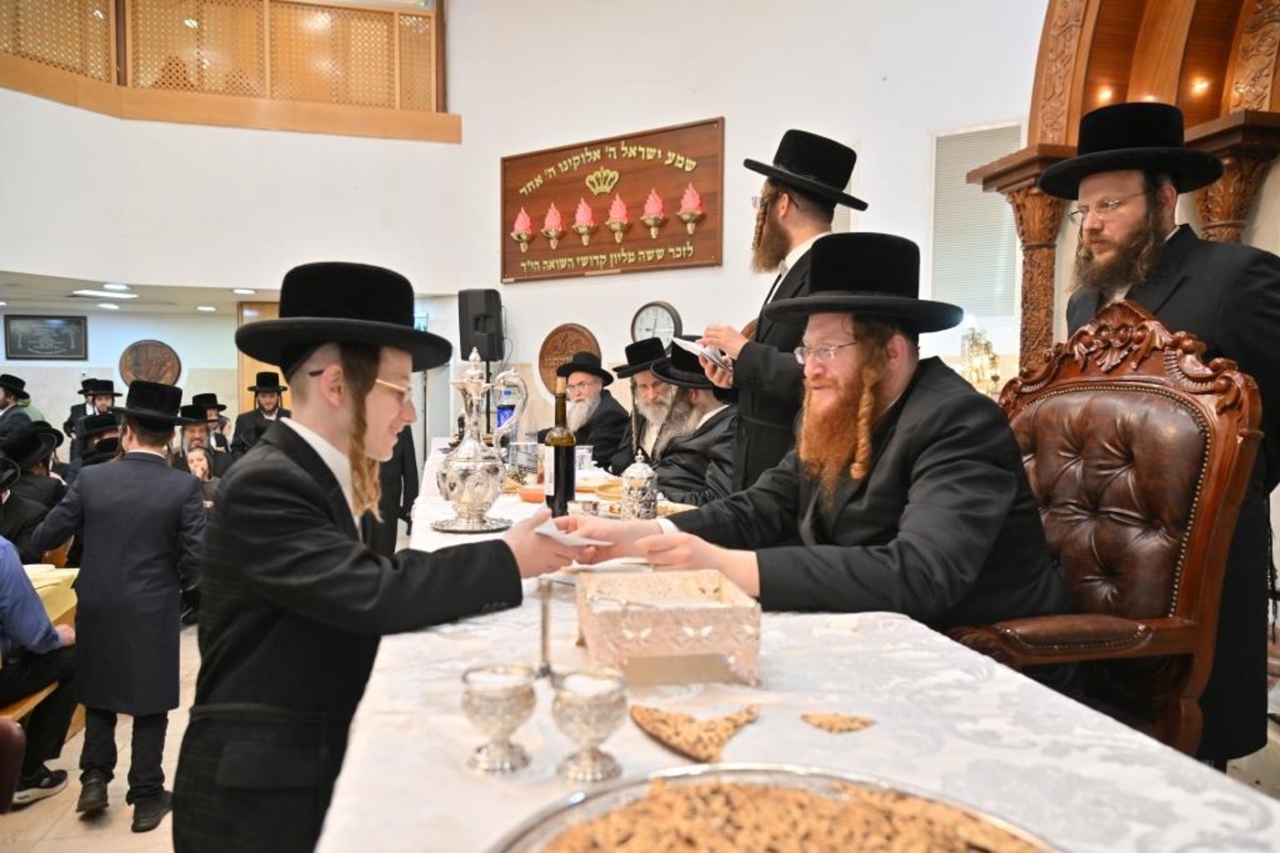 טיש הילולא בקאליב