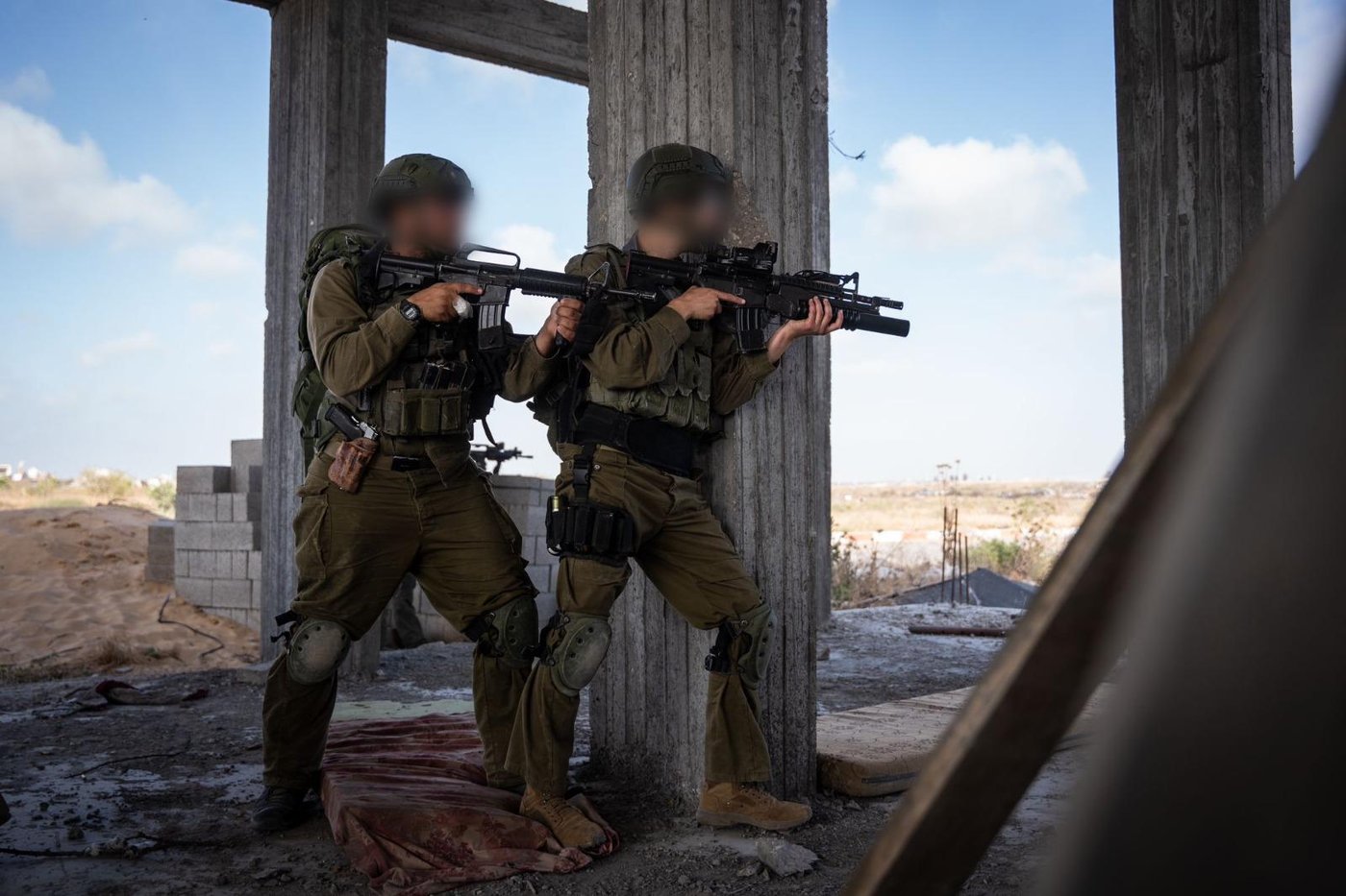 חיילים נעקצו ונפצעו | צה"ל השלים את כיתור מזרח רפיח וחיסל עשרות מחבלים