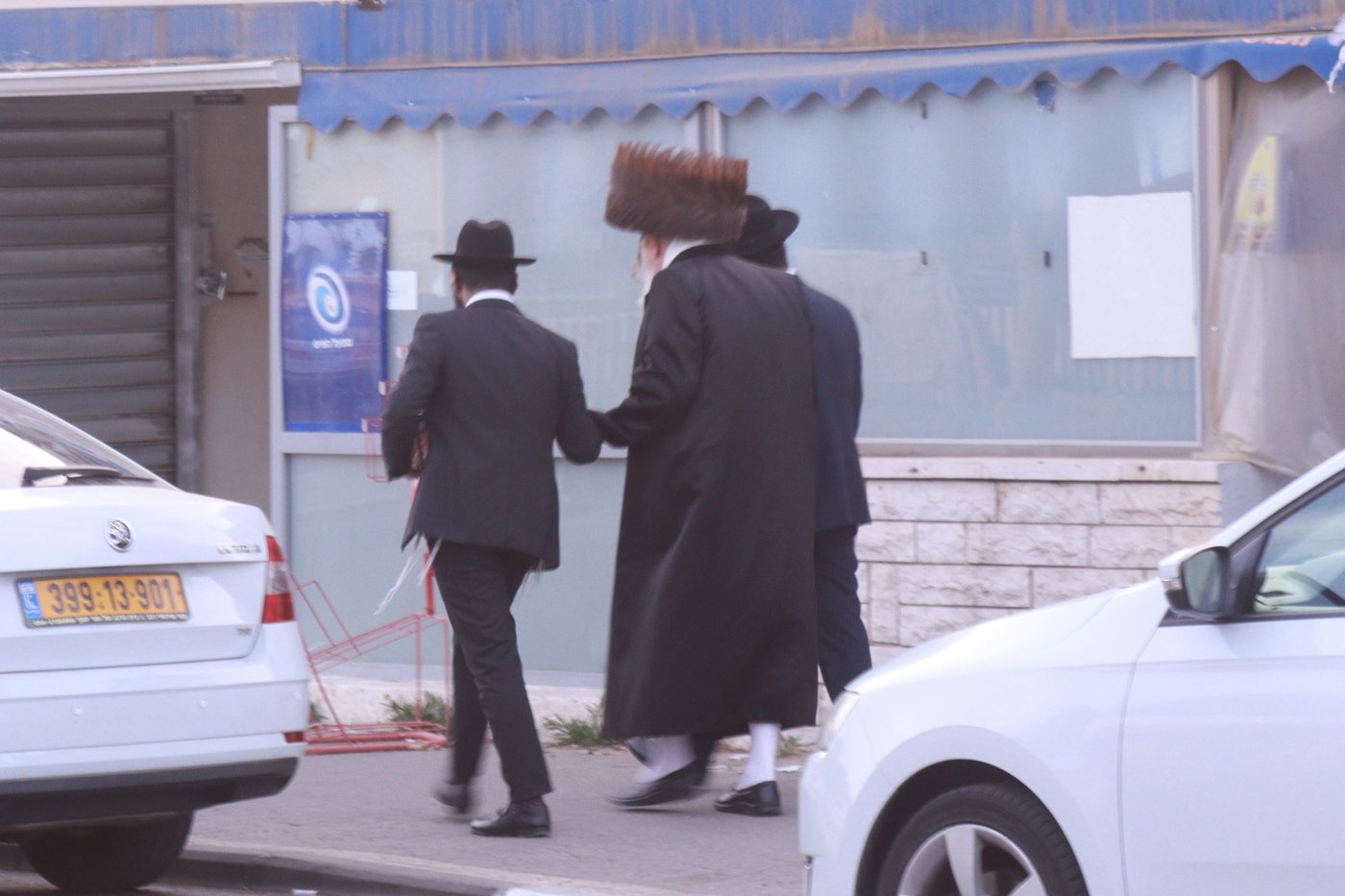 האדמו"ר ממבקשי אמונה בנתיבות 