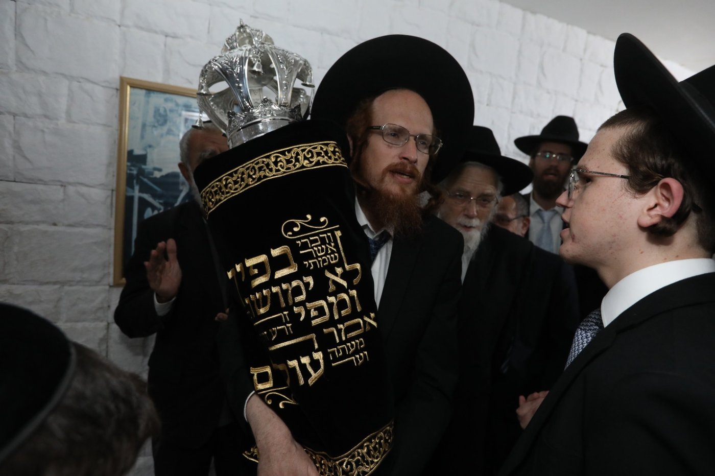 בפעם ה-14 ברציפות - רבים נרשמים להגרלת יד לאחים על ספר התורה