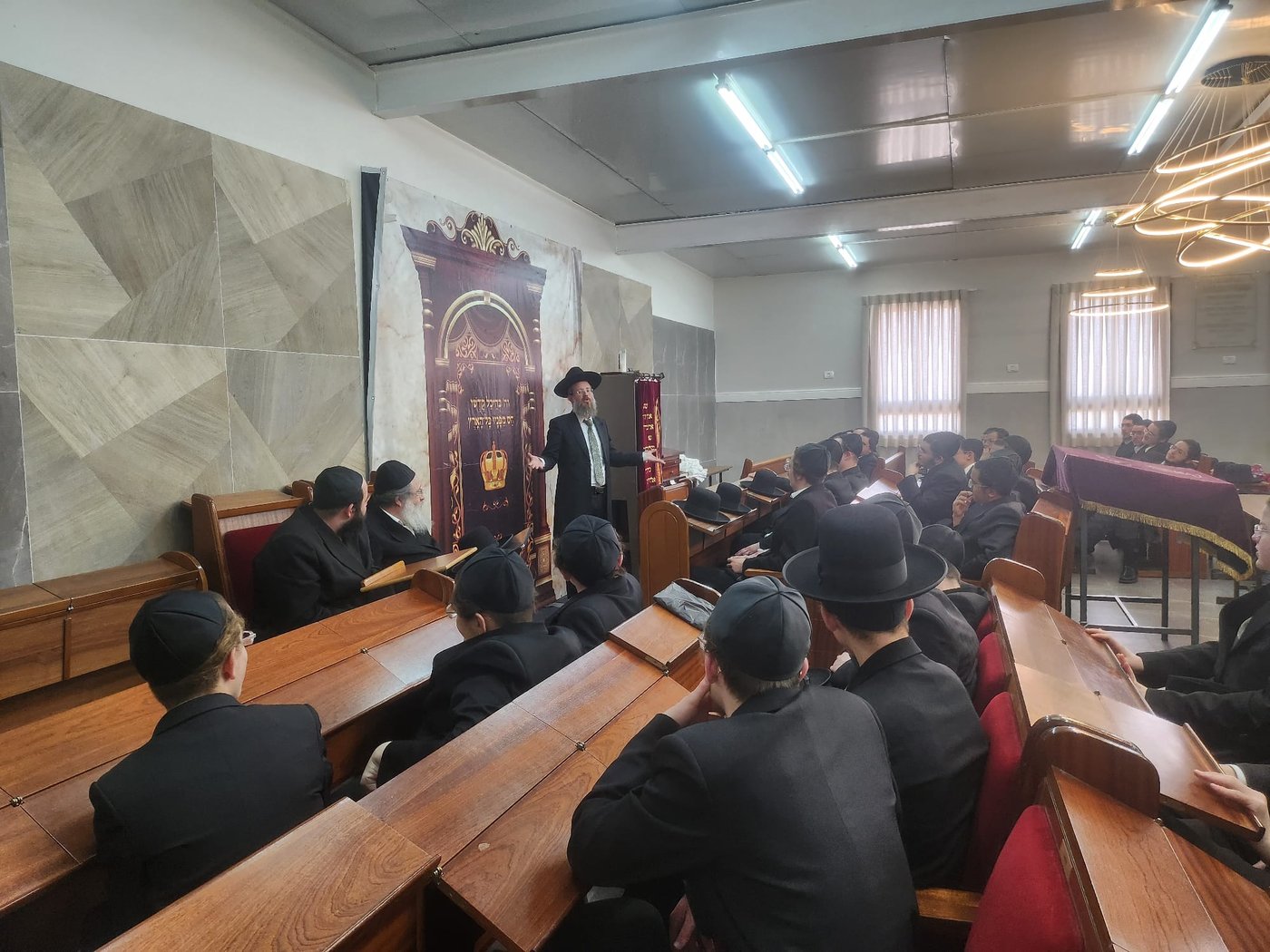 תלמידי ישיבת 'מאור ישראל' אצל הגר"ח כהן