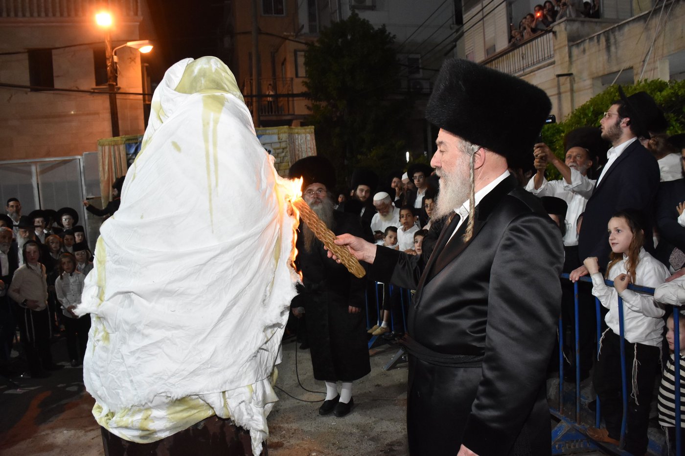 ל"ג בעומר בחצה"ק אשלג