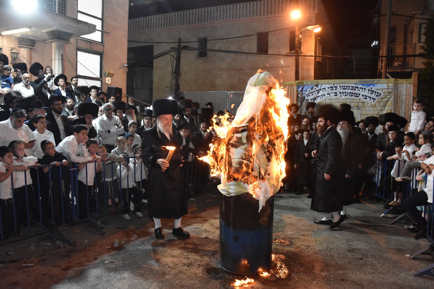 ל"ג בעומר בחצה"ק אשלג