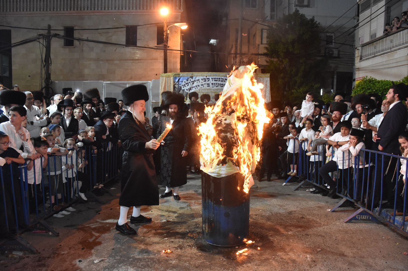 ל"ג בעומר בחצה"ק אשלג