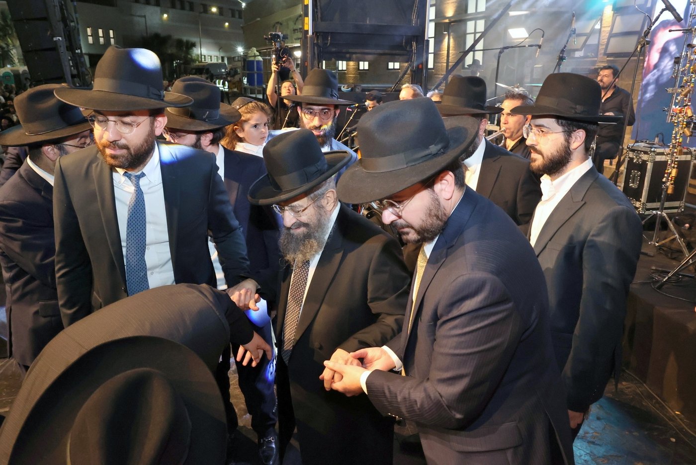 ההדלקה המרכזי בשכונת 'רמת אהרן' בב"ב