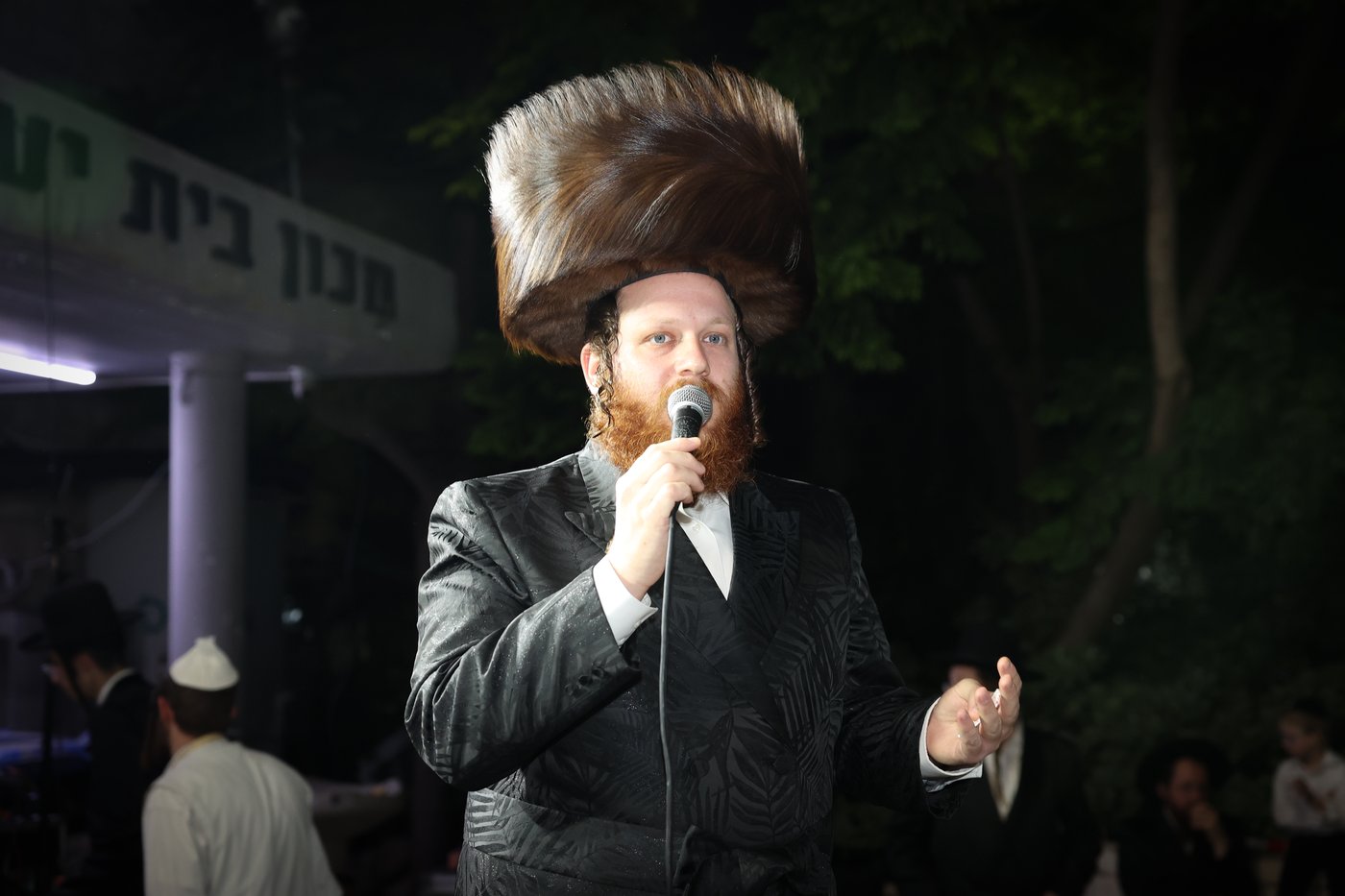 ל"ג בעומר בחצה"ק 'פני מנחם' 