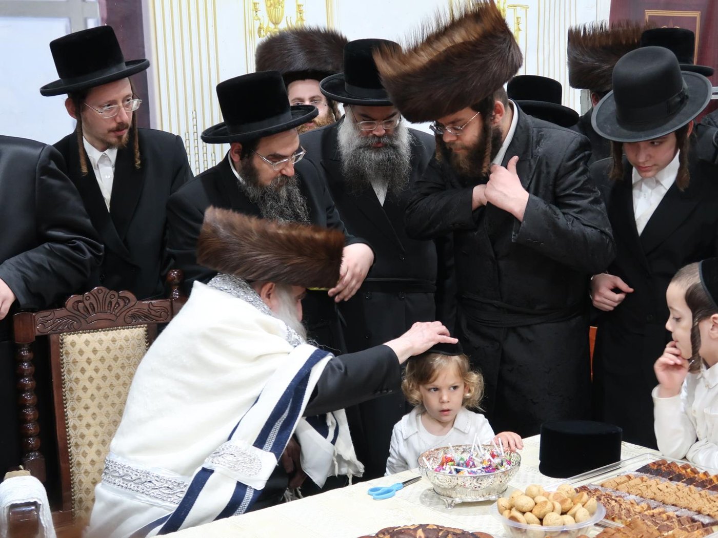 ל"ג בעומר בחצה"ק מכנובקא בעלזא