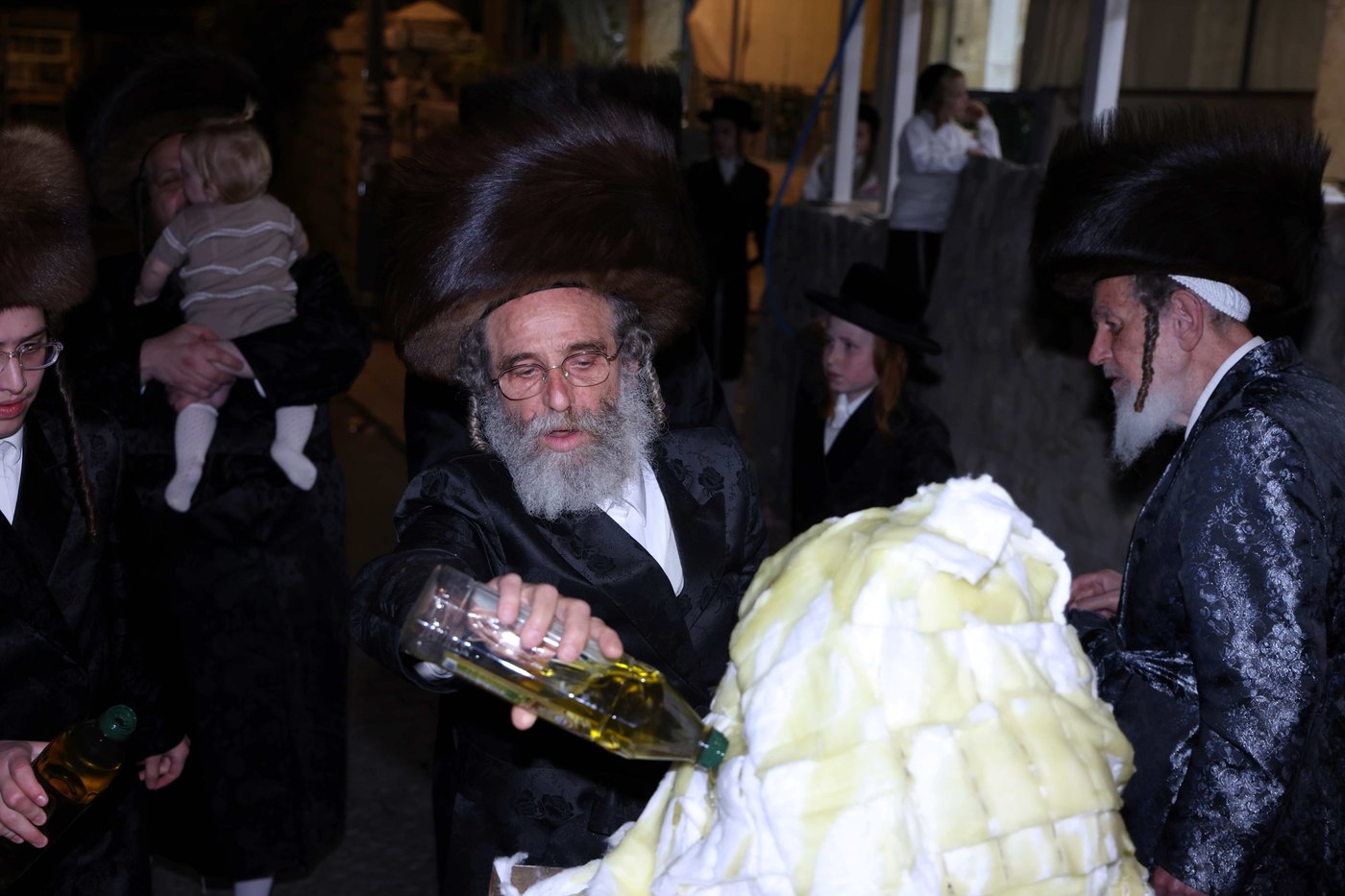 ל"ג בעומר בחצה"ק ספינקא ירושלים
