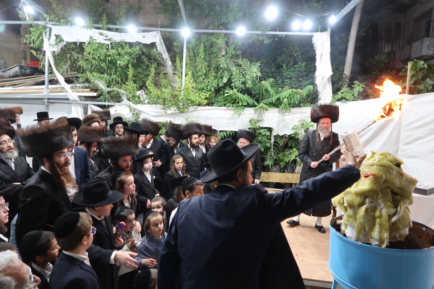ל"ג בעומר בחצה"ק ווארדאן