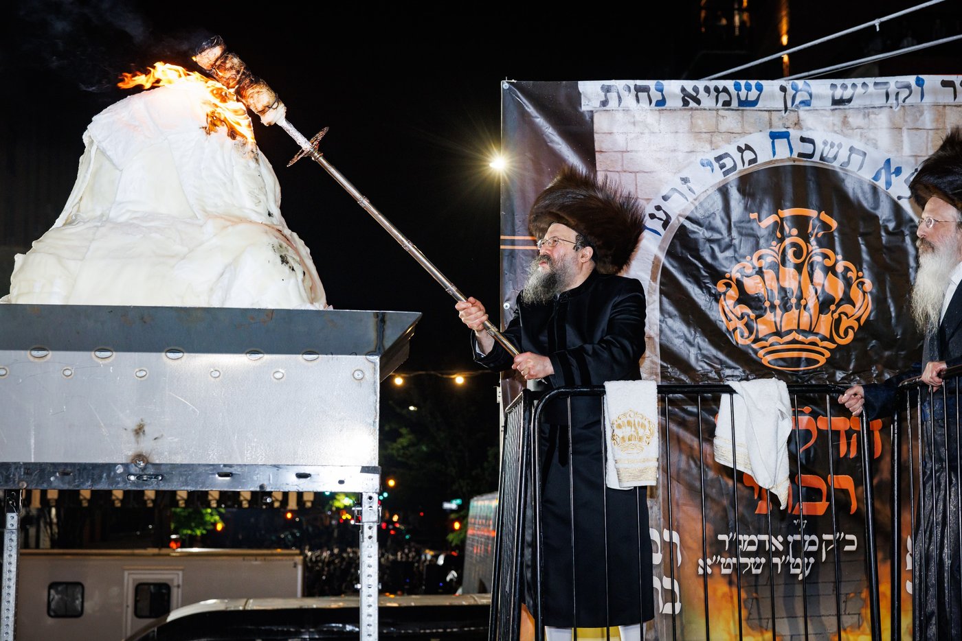ל"ג בעומר בחצה"ק באבוב 45