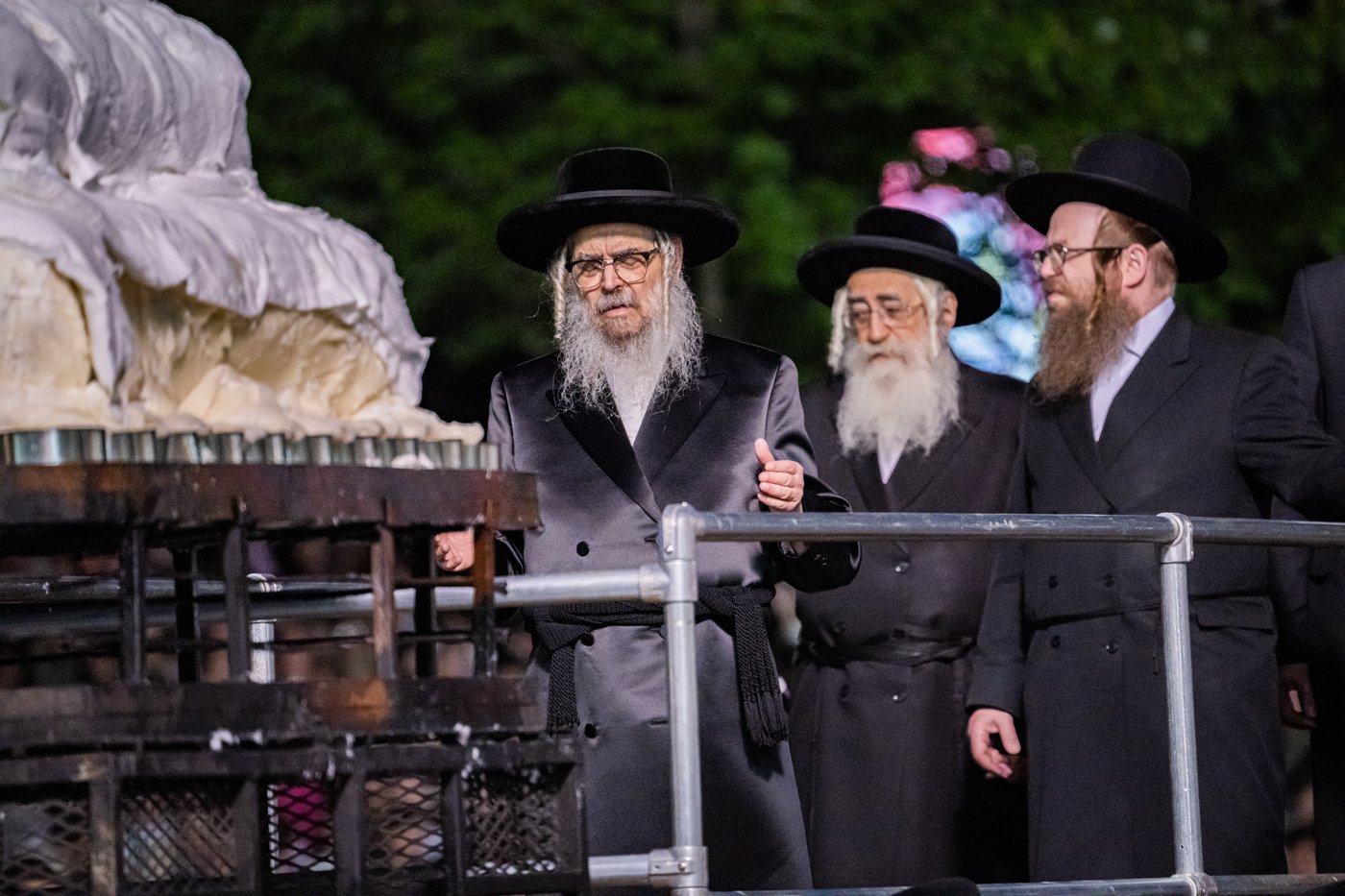 ל"ג בעומר בחצה"ק סאטמר