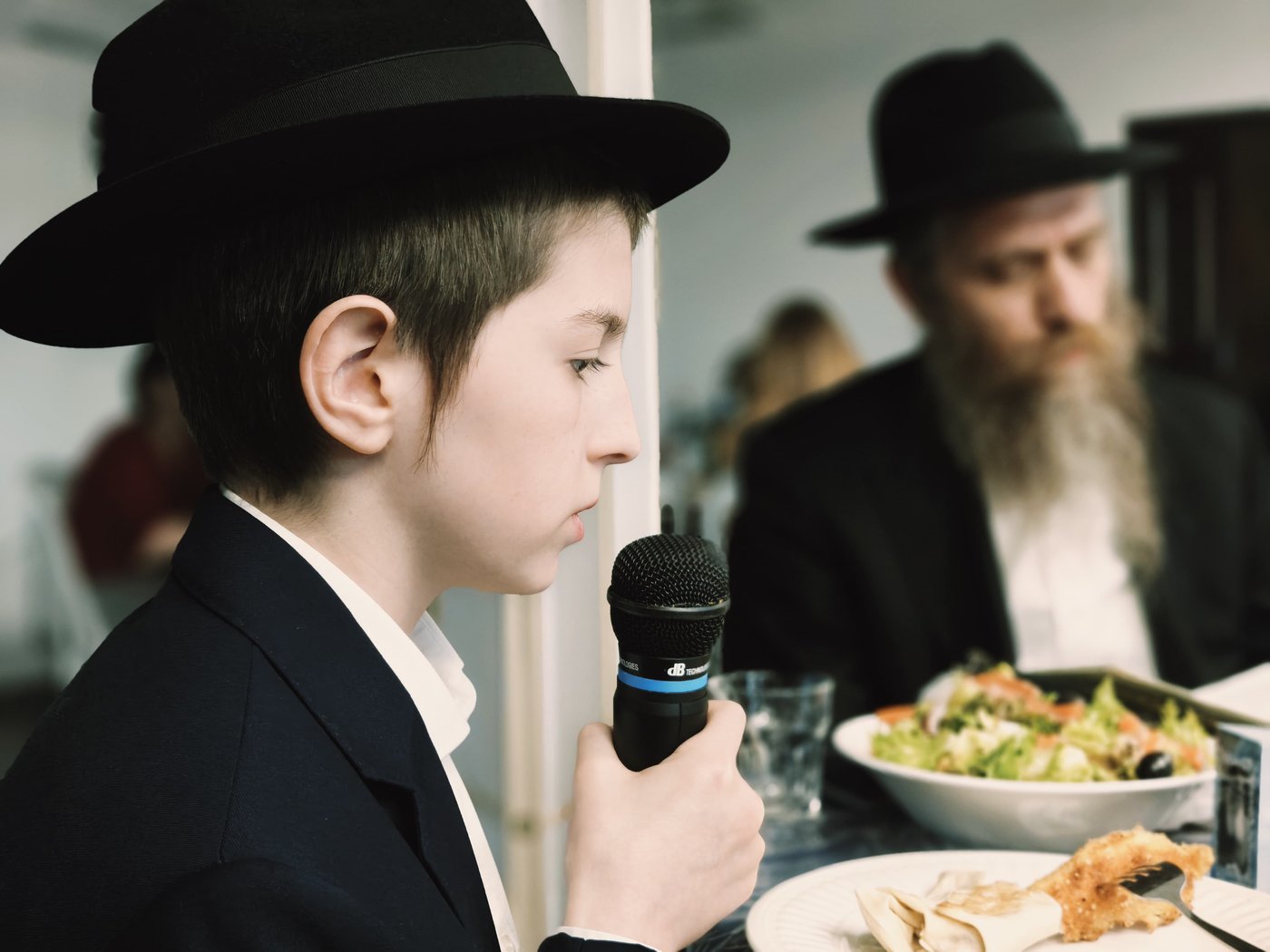 אירוע מרגש באודסה: ילד שגדל אצל השלוחים חגג בר מצווה