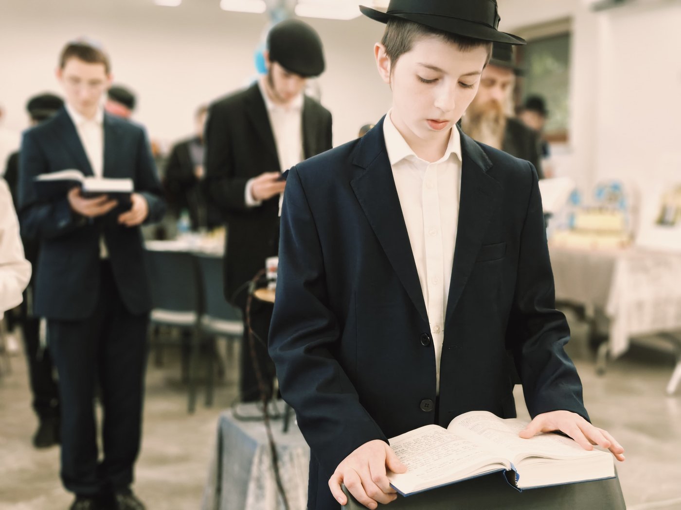 אירוע מרגש באודסה: ילד שגדל אצל השלוחים חגג בר מצווה
