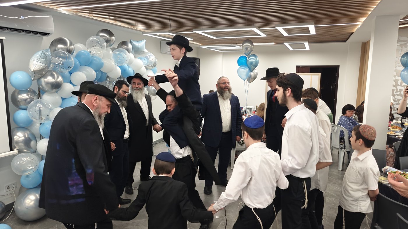 אירוע מרגש באודסה: ילד שגדל אצל השלוחים חגג בר מצווה