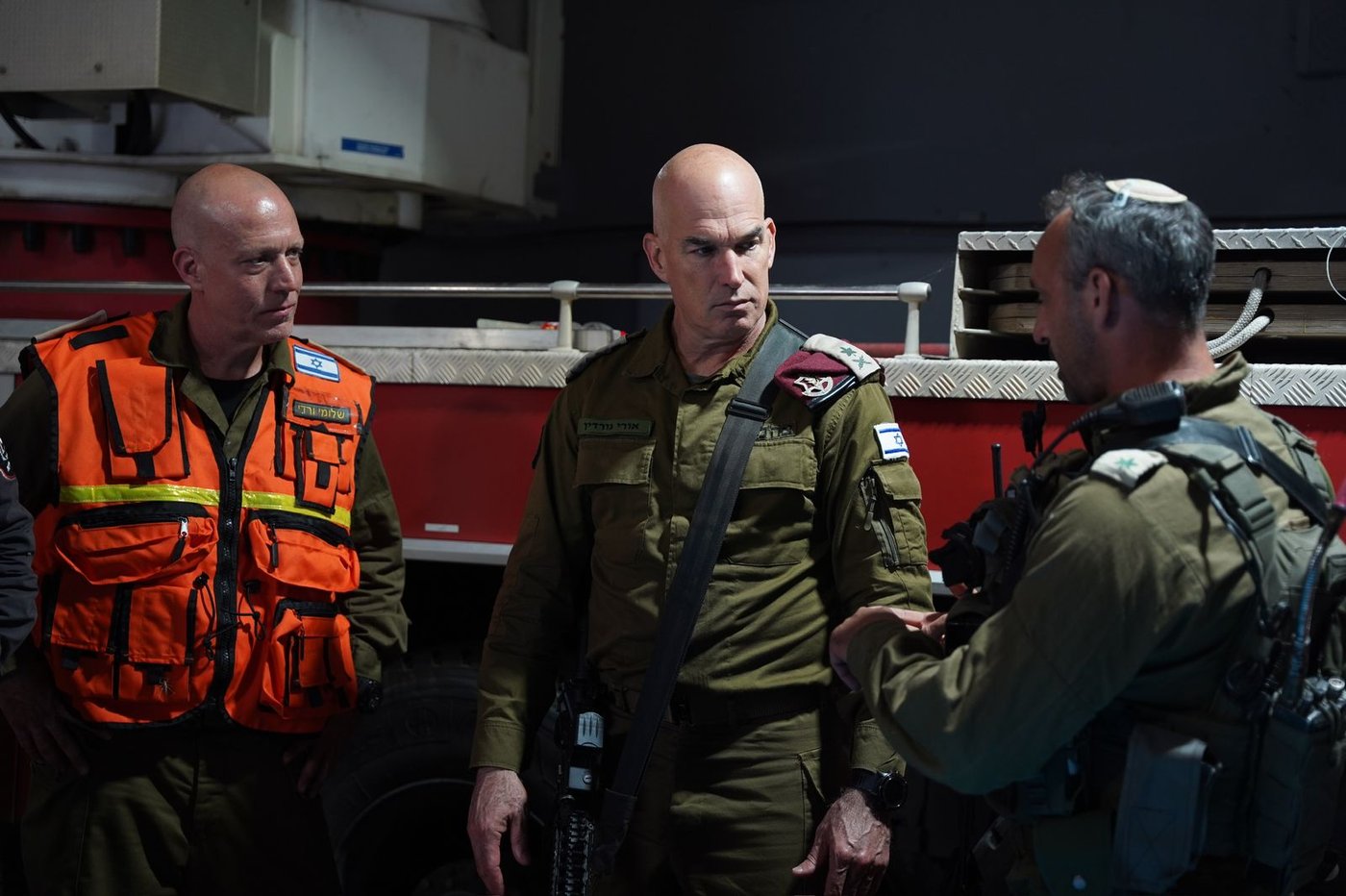 מפקד פיקוד הצפון בהערכת המצב בתחנת הכיבוי בקריית שמונה