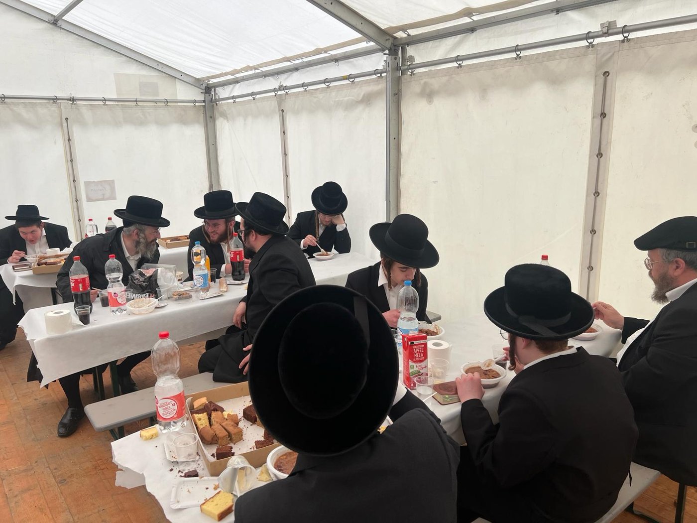 עליה לציון הגה"ק רבי רפאל ריס זצ"ל בשווייץ