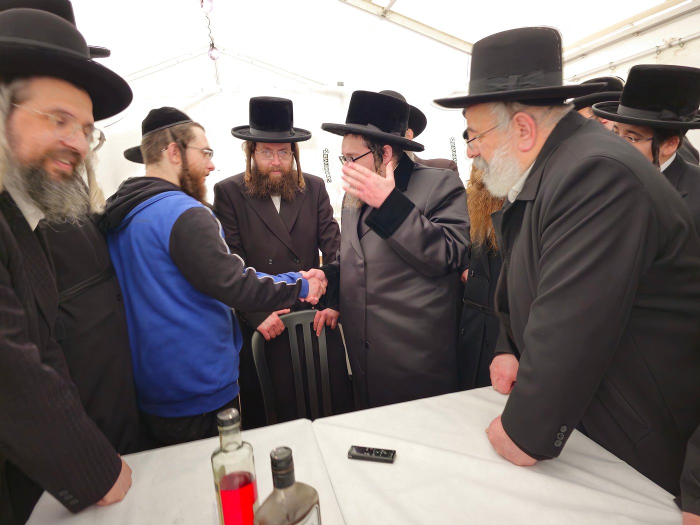 עליה לציון הגה"ק רבי רפאל ריס זצ"ל בשווייץ