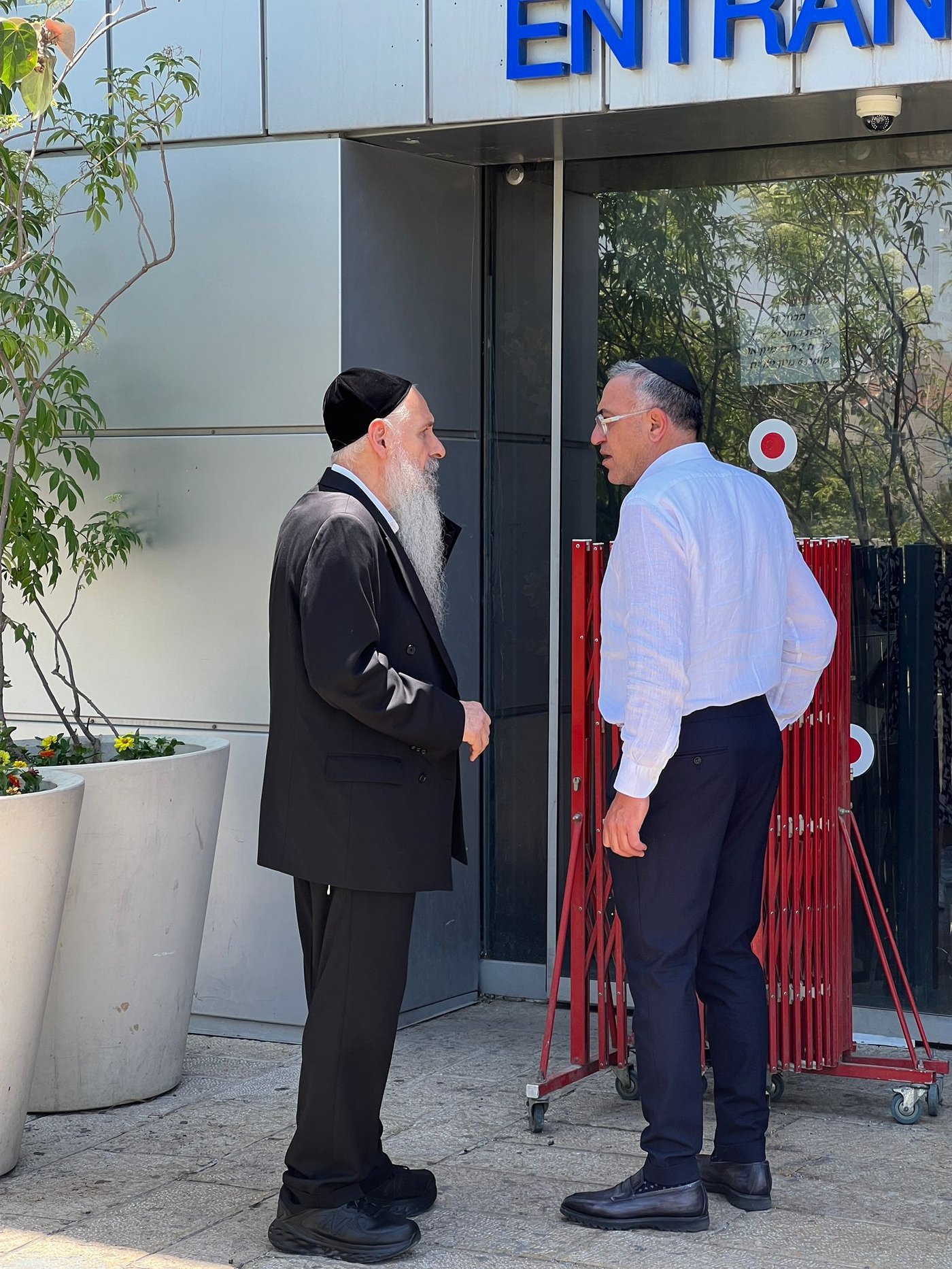 זופניק בכיכר • כל התמונות, הנייעס והחשיפות של השבוע