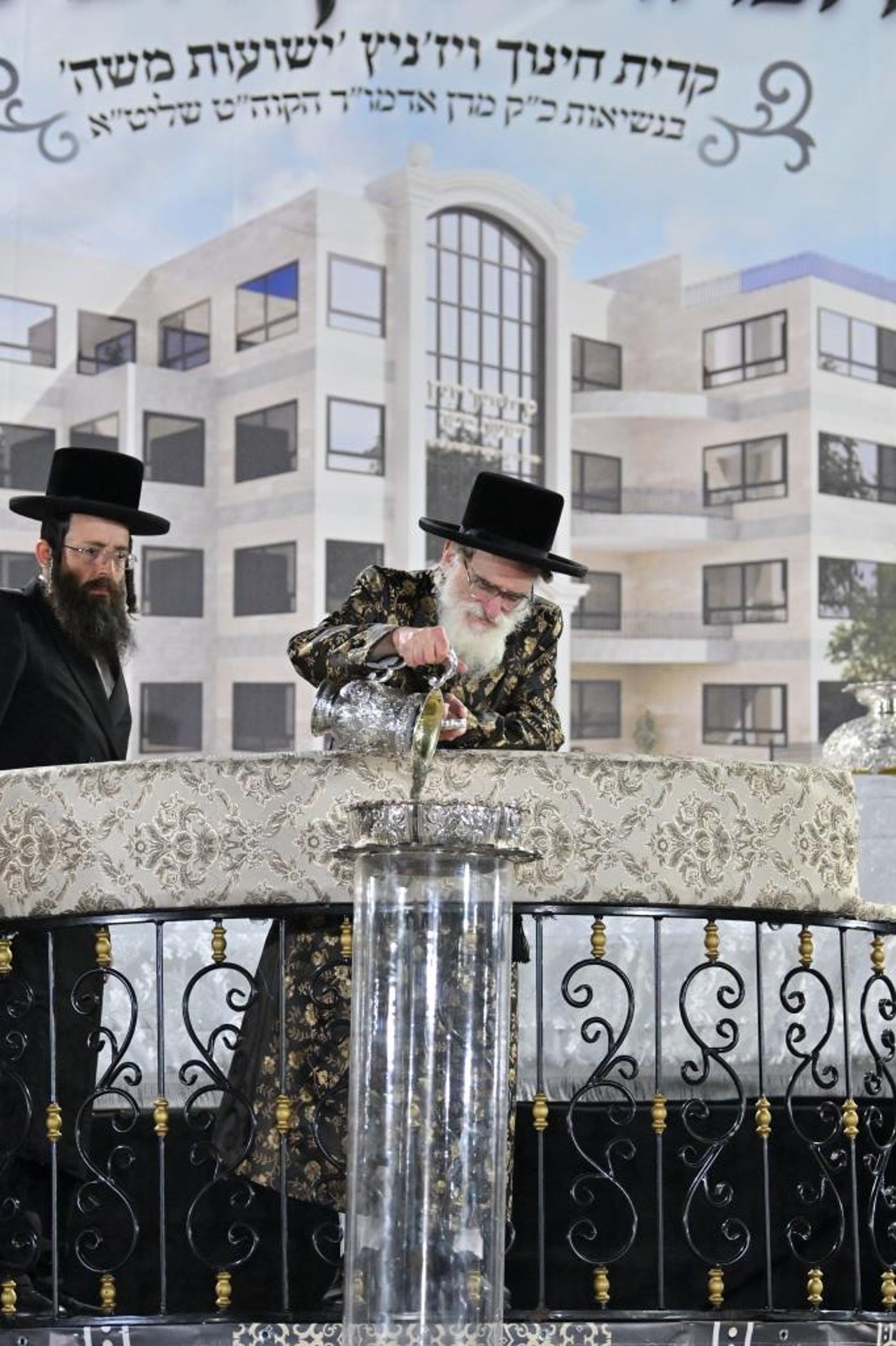 הנחת אבן הפינה ויז'ניץ באשדוד