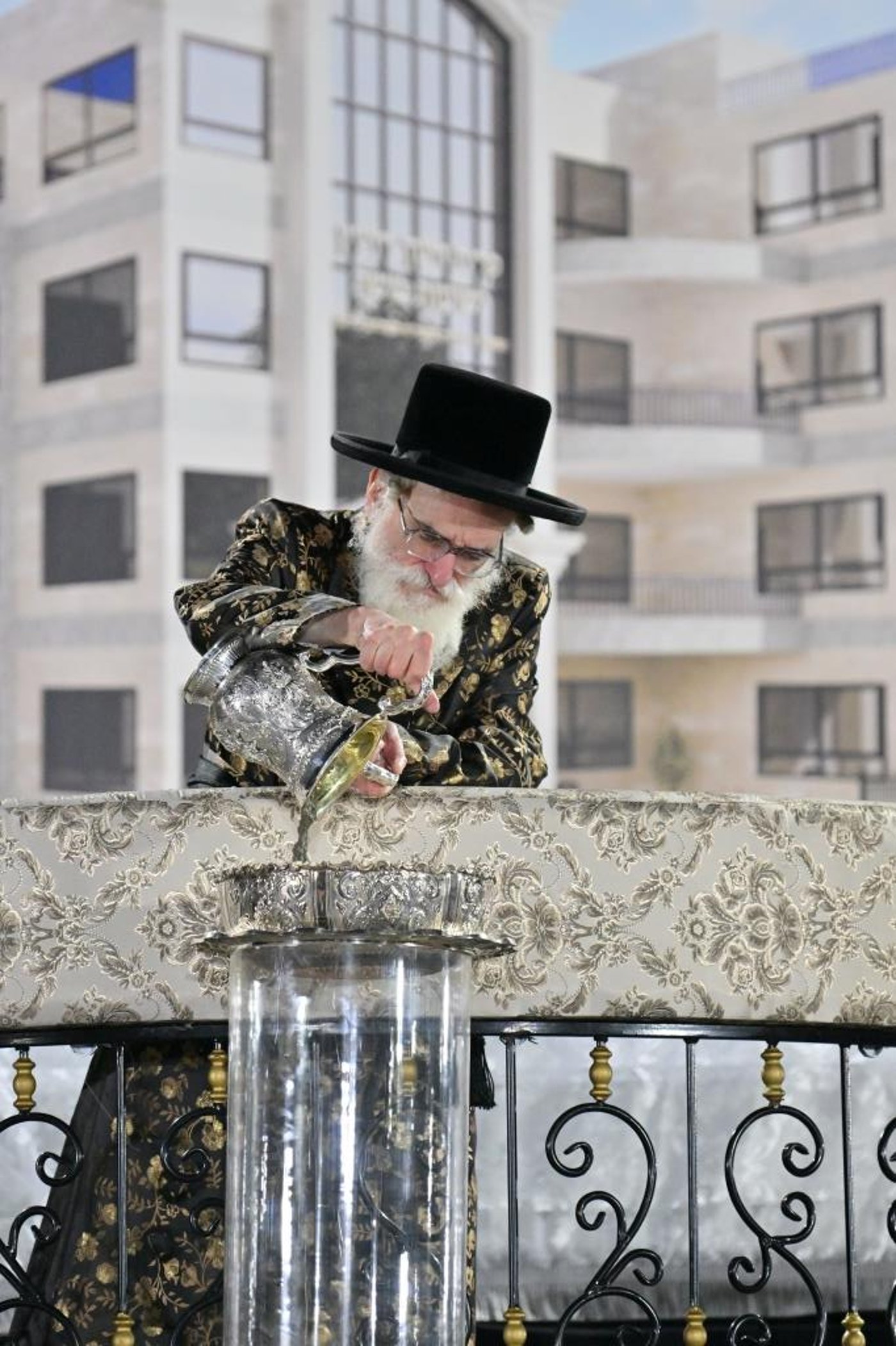 הנחת אבן הפינה ויז'ניץ באשדוד