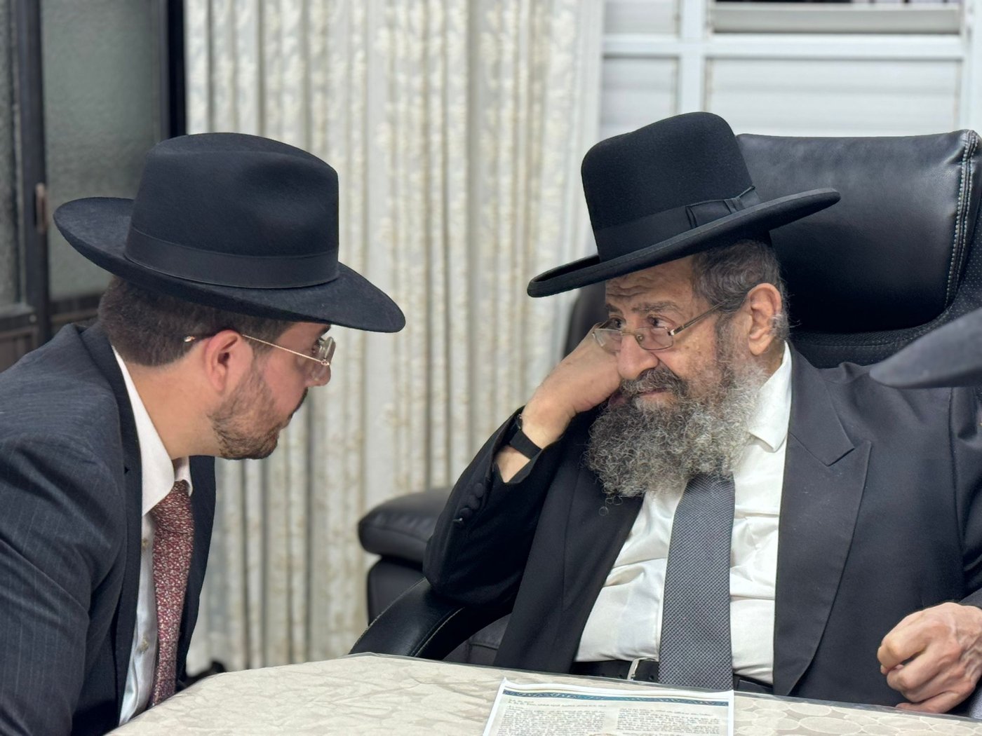 הגר"מ בן שמעון בתפילת השל"ה