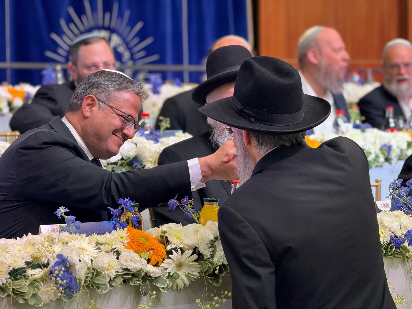זופניק בכיכר • כל התמונות, הנייעס והחשיפות של השבוע