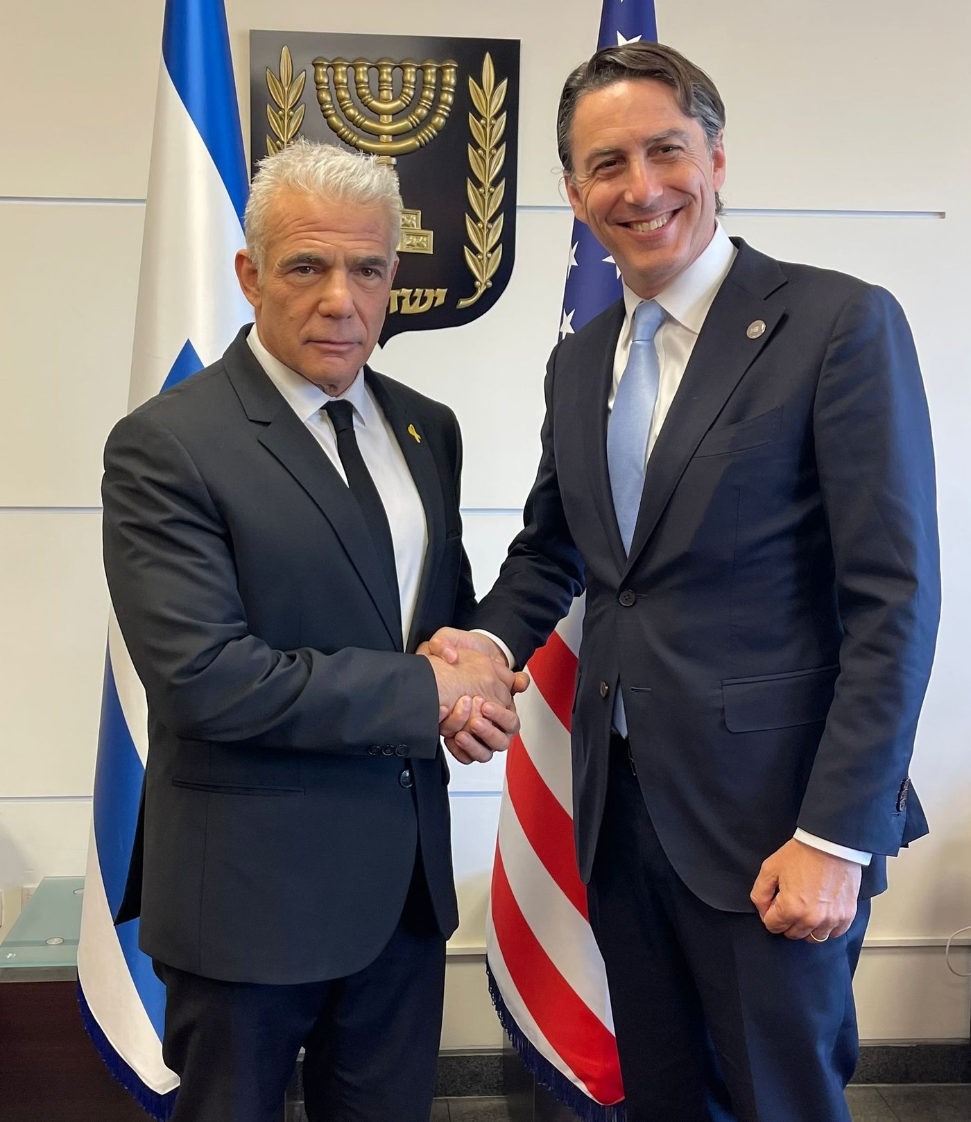 לפיד והוכשטיין