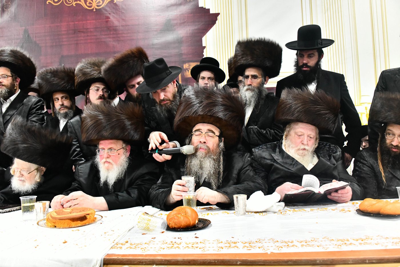 שמחת בית מכנובקא בעלזא - קרעטשניף - ווערצקי