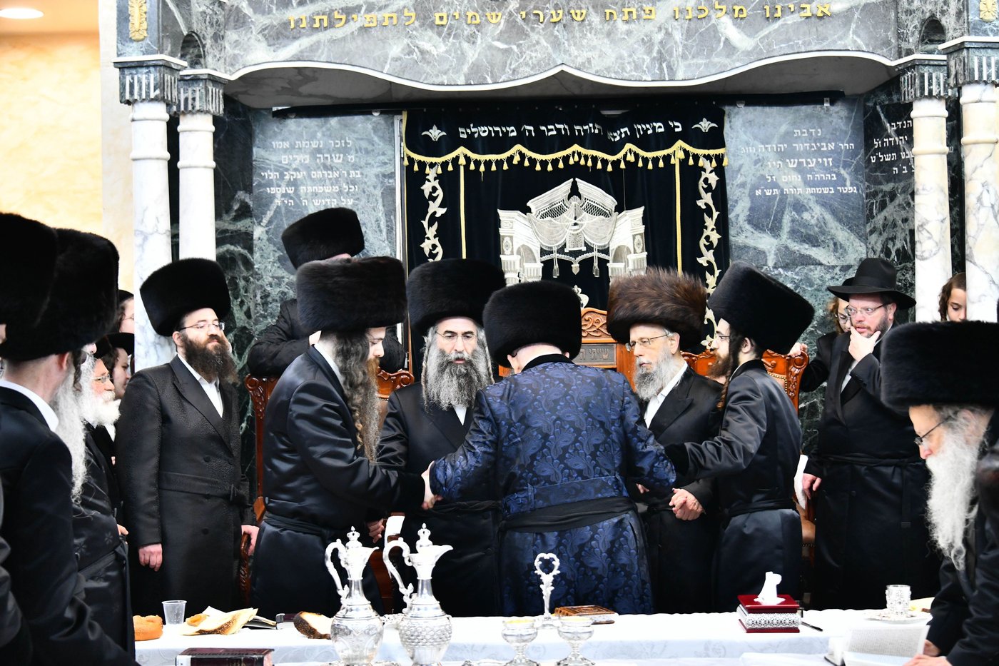 מוצאי שבת שבע ברכות בחצרות אמשינוב - אלכסנדר