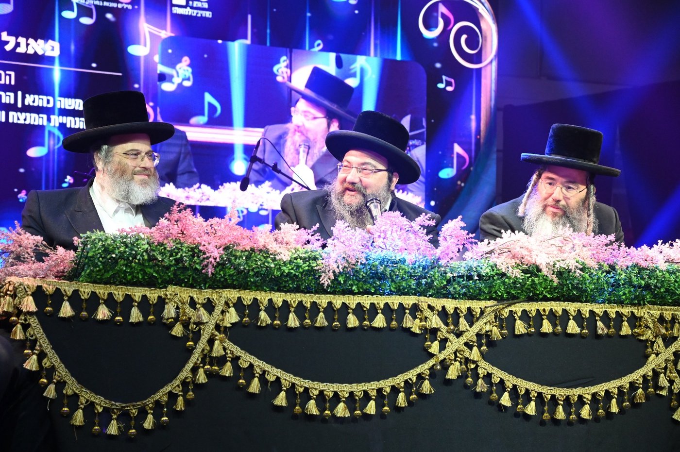 סיון בסימן קריאה - פאנל הסופרים