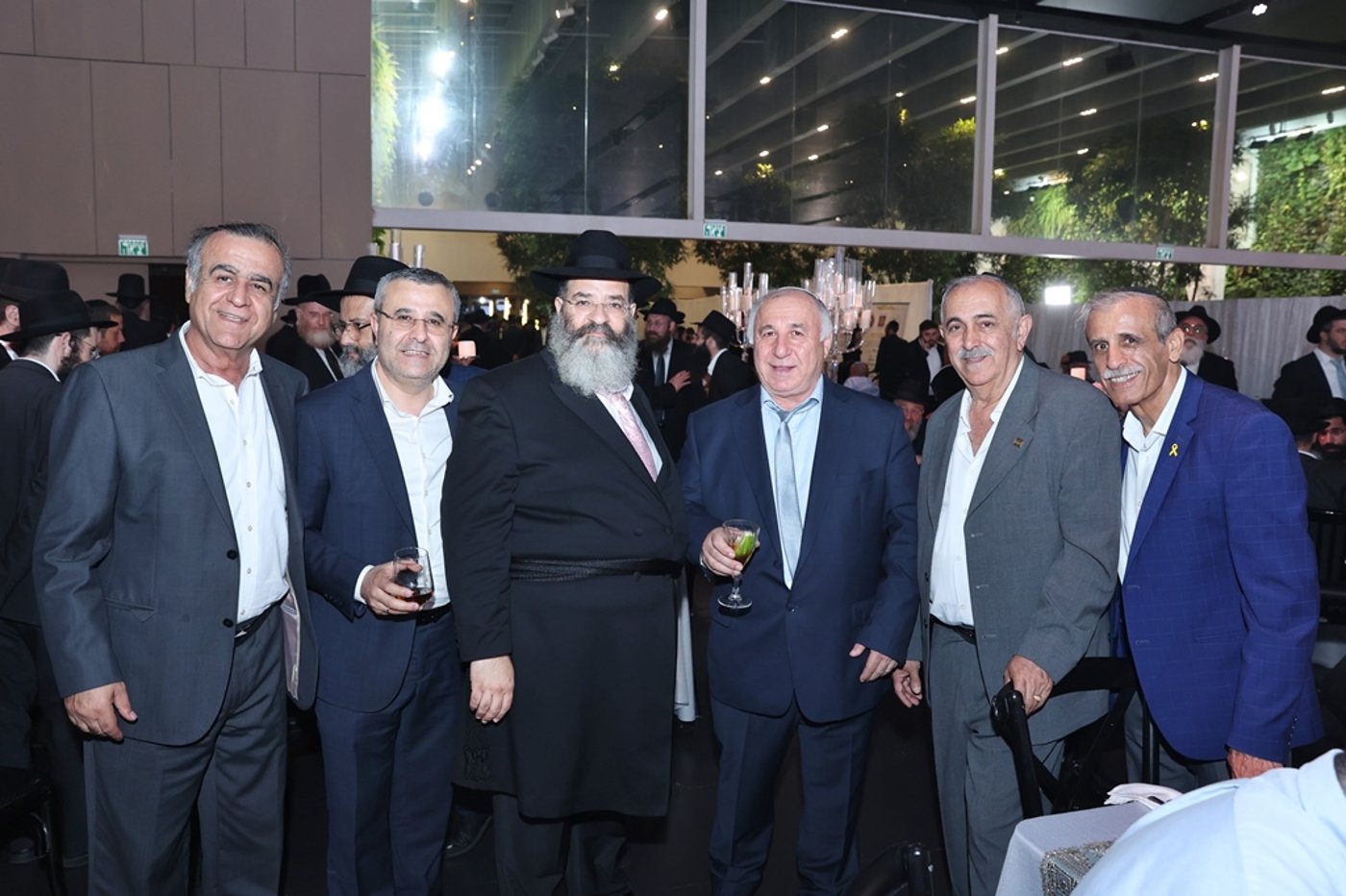 שמחת נשואי בן רב העיר ב"ב הגרחי"א לנדא 